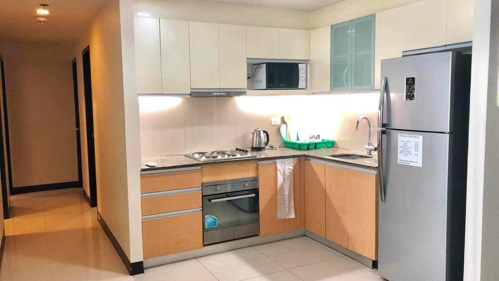 세부 막탄 섬의 프라이빗 하우스 (100m², 침실 2개, 프라이빗 욕실 2개) 3성급 싱글룸 외관