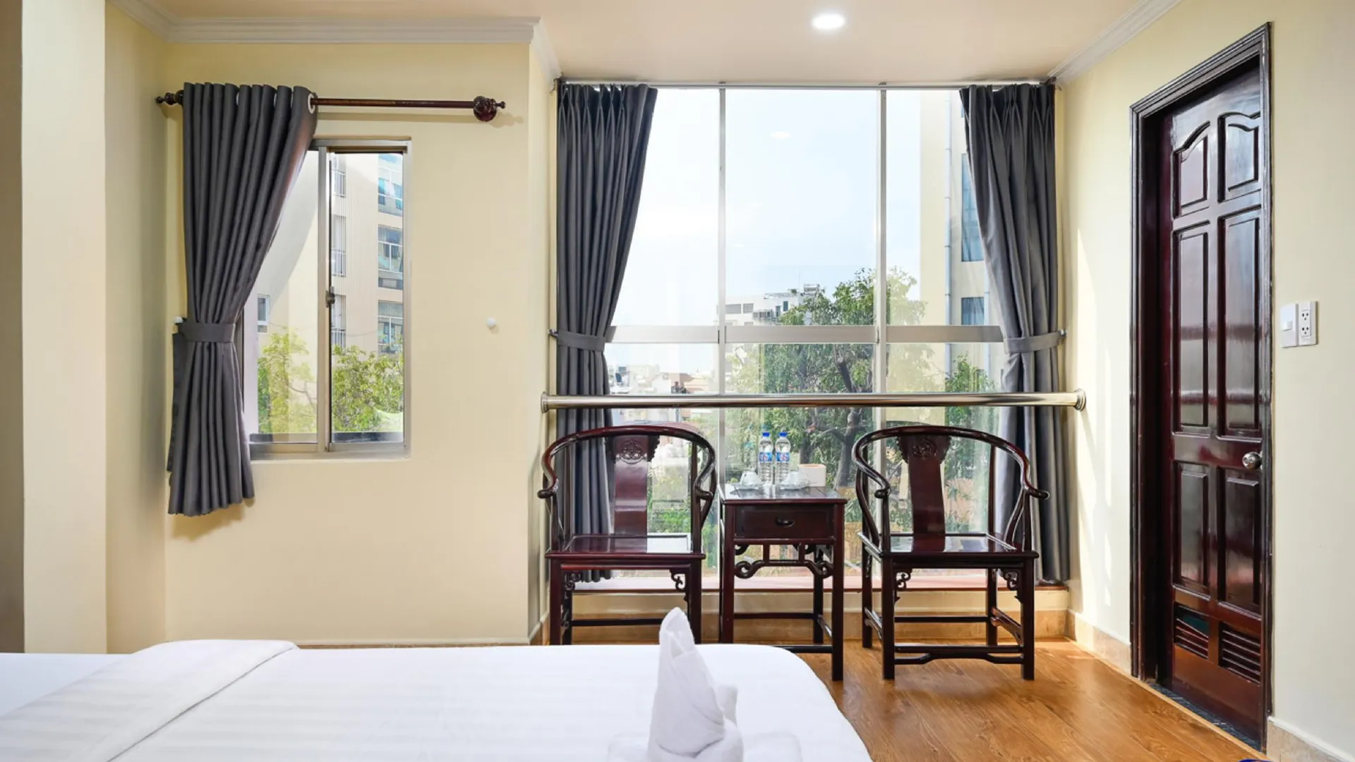 호치민 레인보우 에어포트 호텔 3성급 호텔 스위트룸