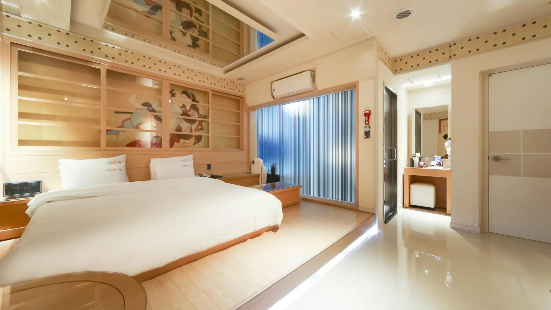 울산 울산 성남동 샛별 1성급 호텔 스위트룸