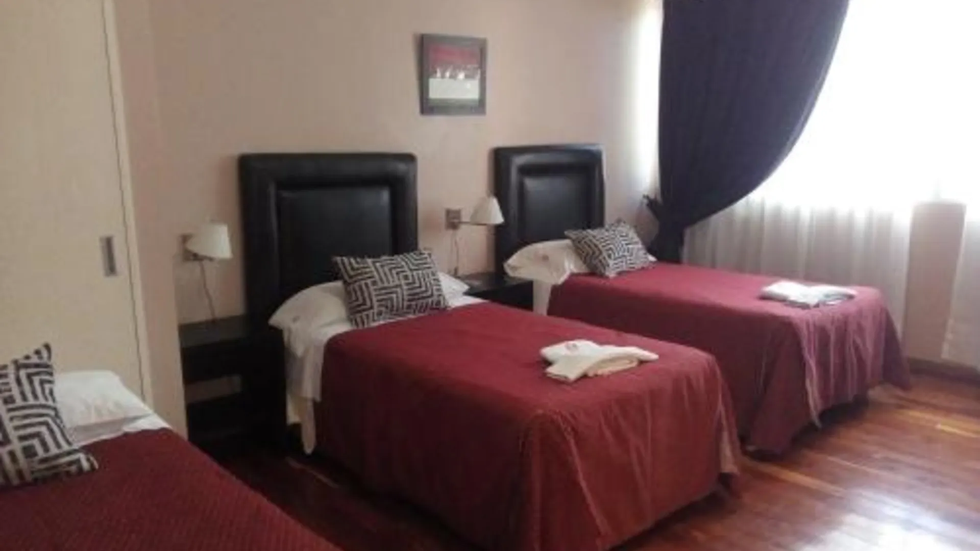 투쿠만 Hotel Le Park 3성급 호텔 스위트룸