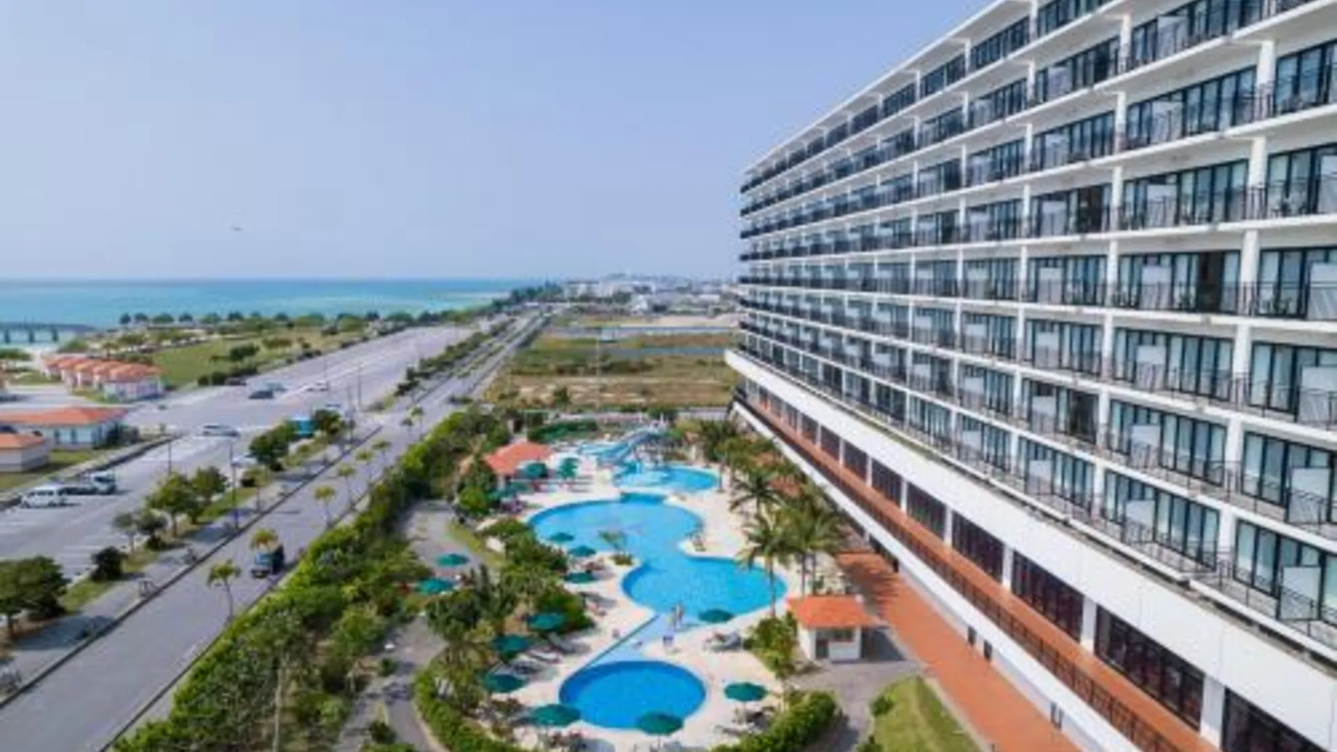 오키나와 본섬 서던 비치 호텔 앤 리조트 오키나와 4성급 호텔 수영장