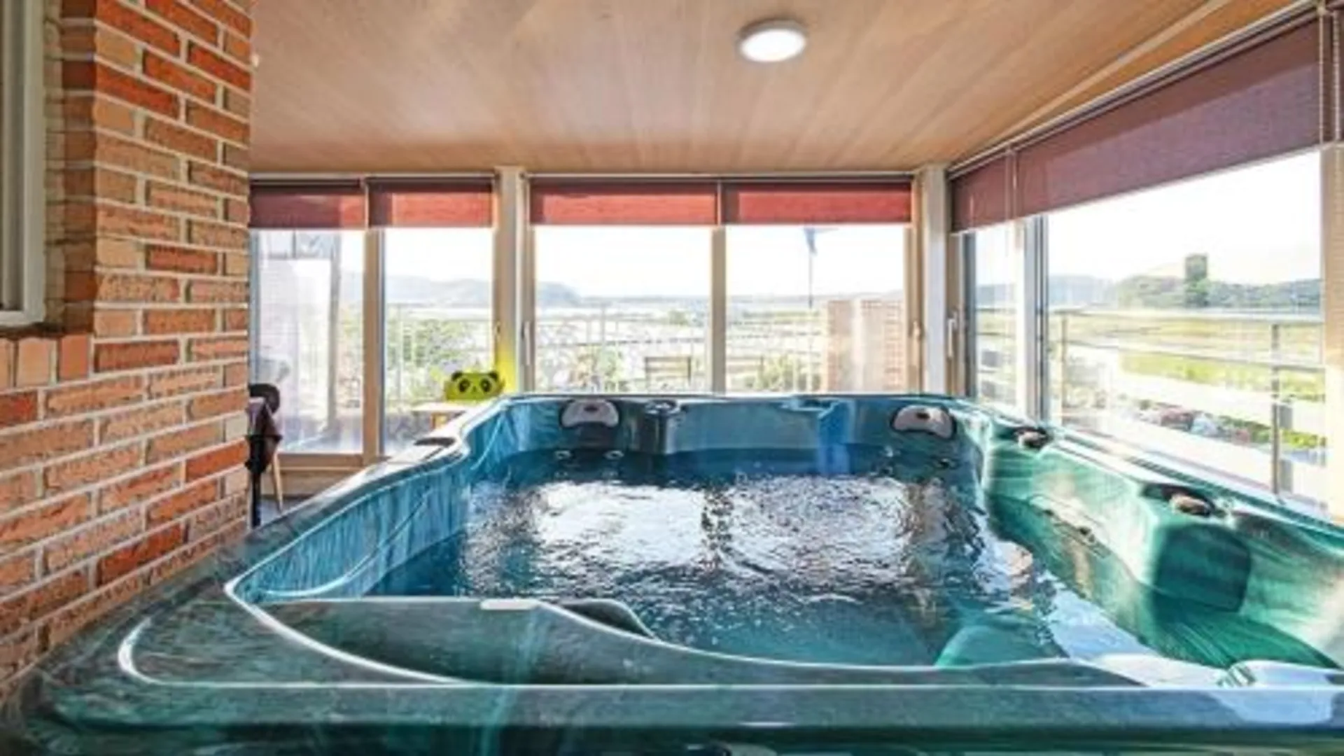 태안 태안 라루나 스파 펜션 4성급 게스트하우스 스위트룸