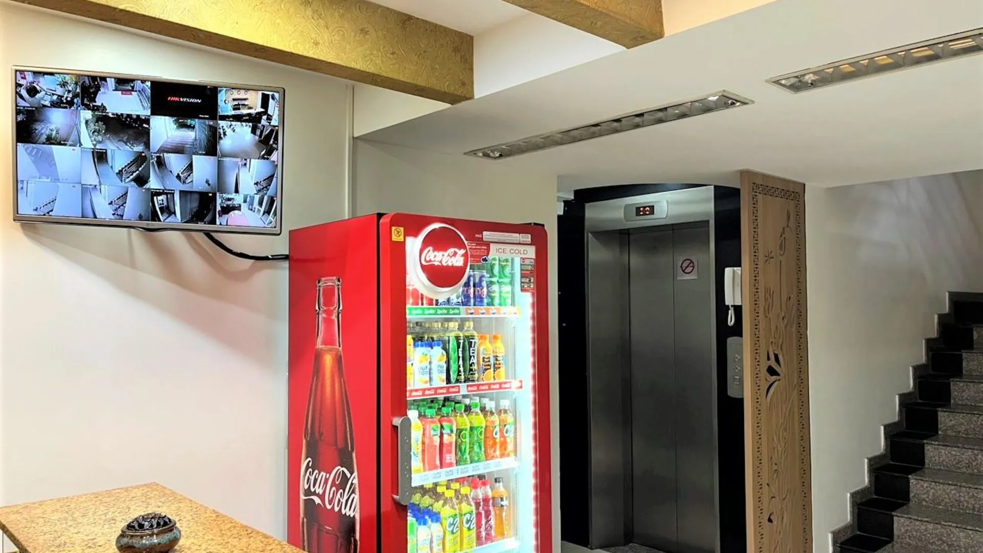 호치민 딘딘 2 에어포트 호텔 2성급 호텔 전망