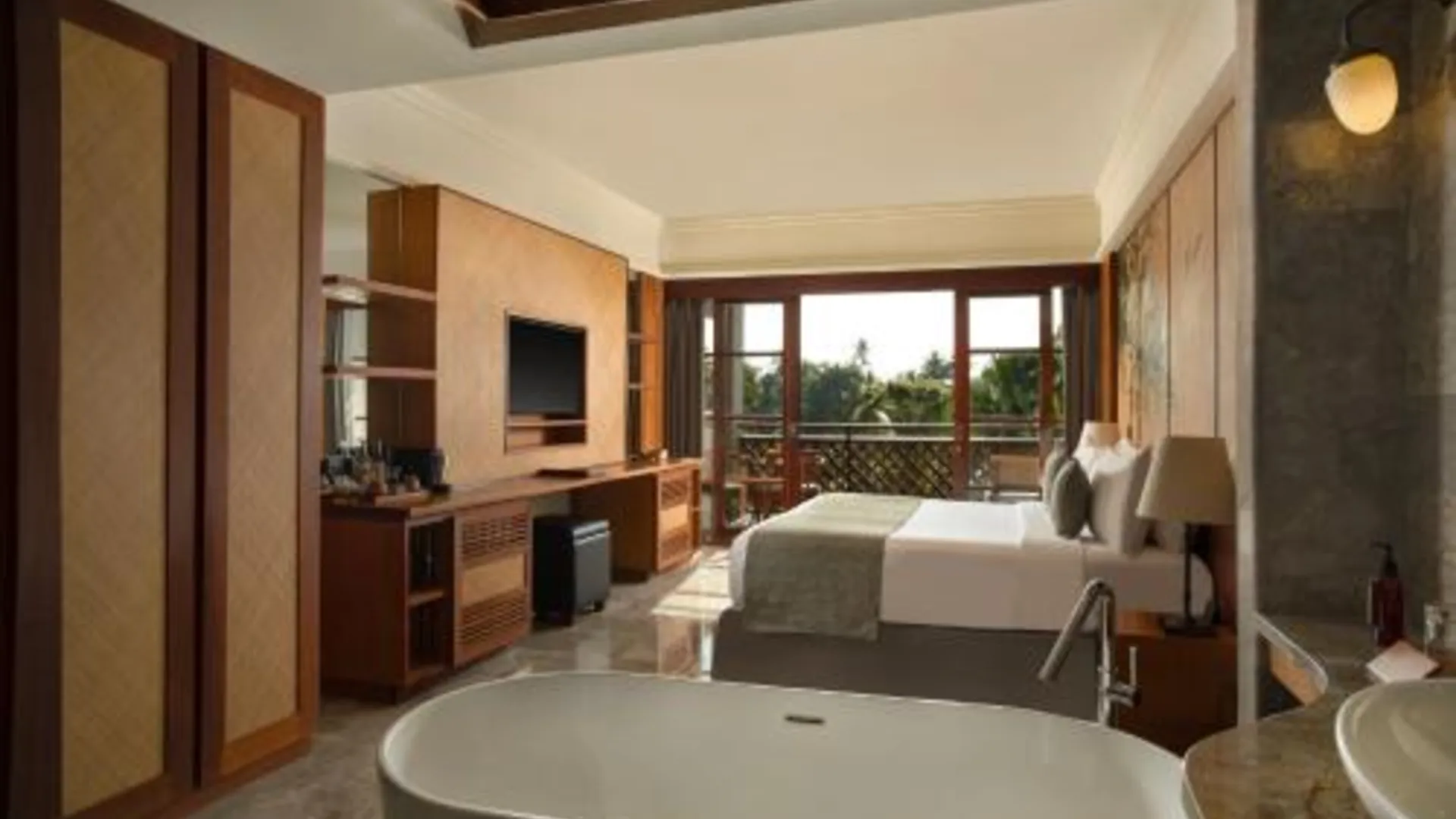 발리 아디와나 비스마 5성급 호텔 객실