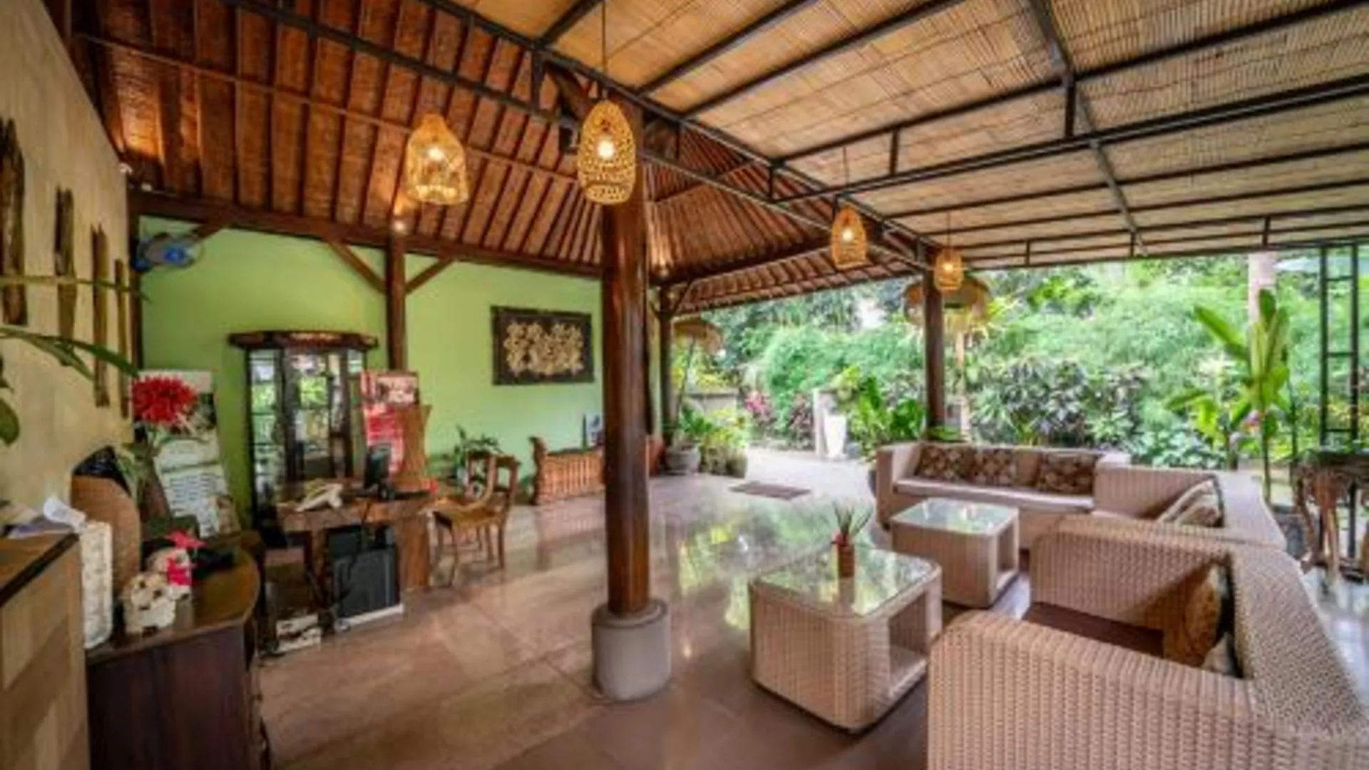 발리 더 캄풍 우붓 빌라 4성급 호텔 외관