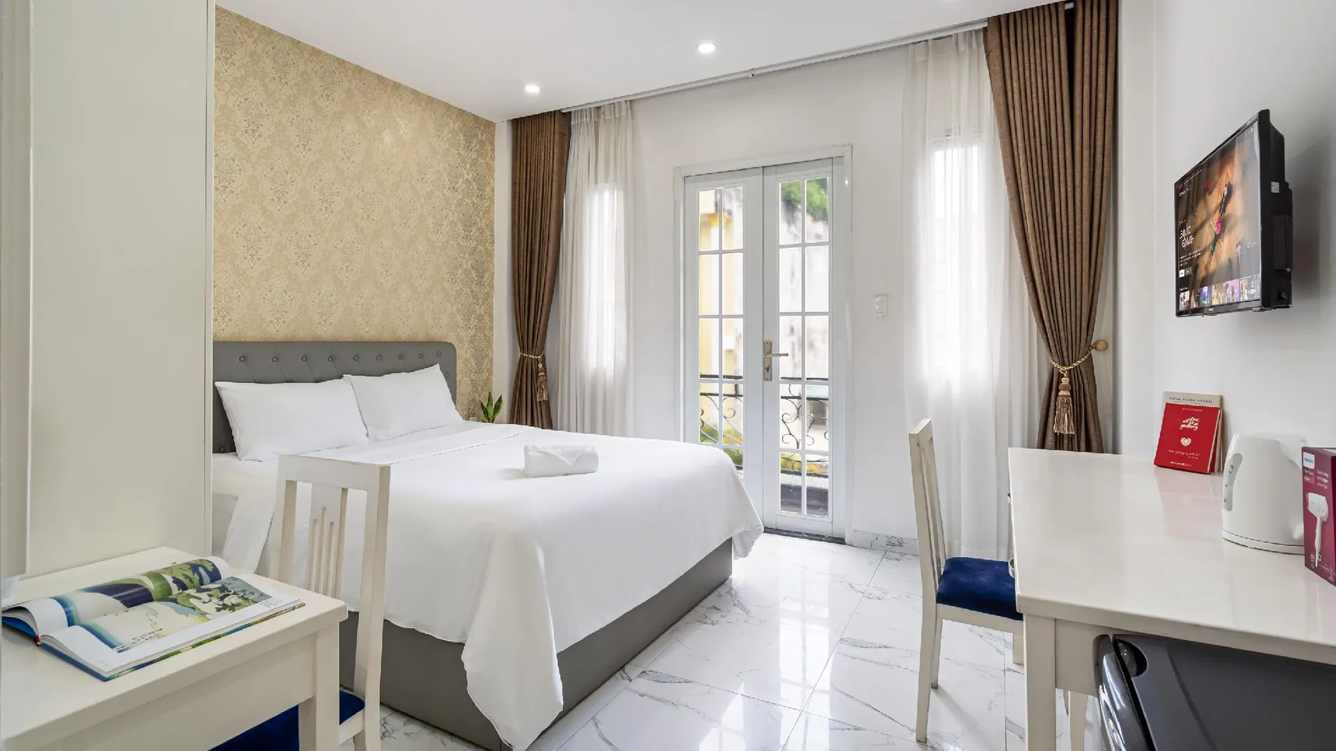 호치민 로터스 호텔 18 응우옌 피 칸. 3성급 호텔 스위트룸