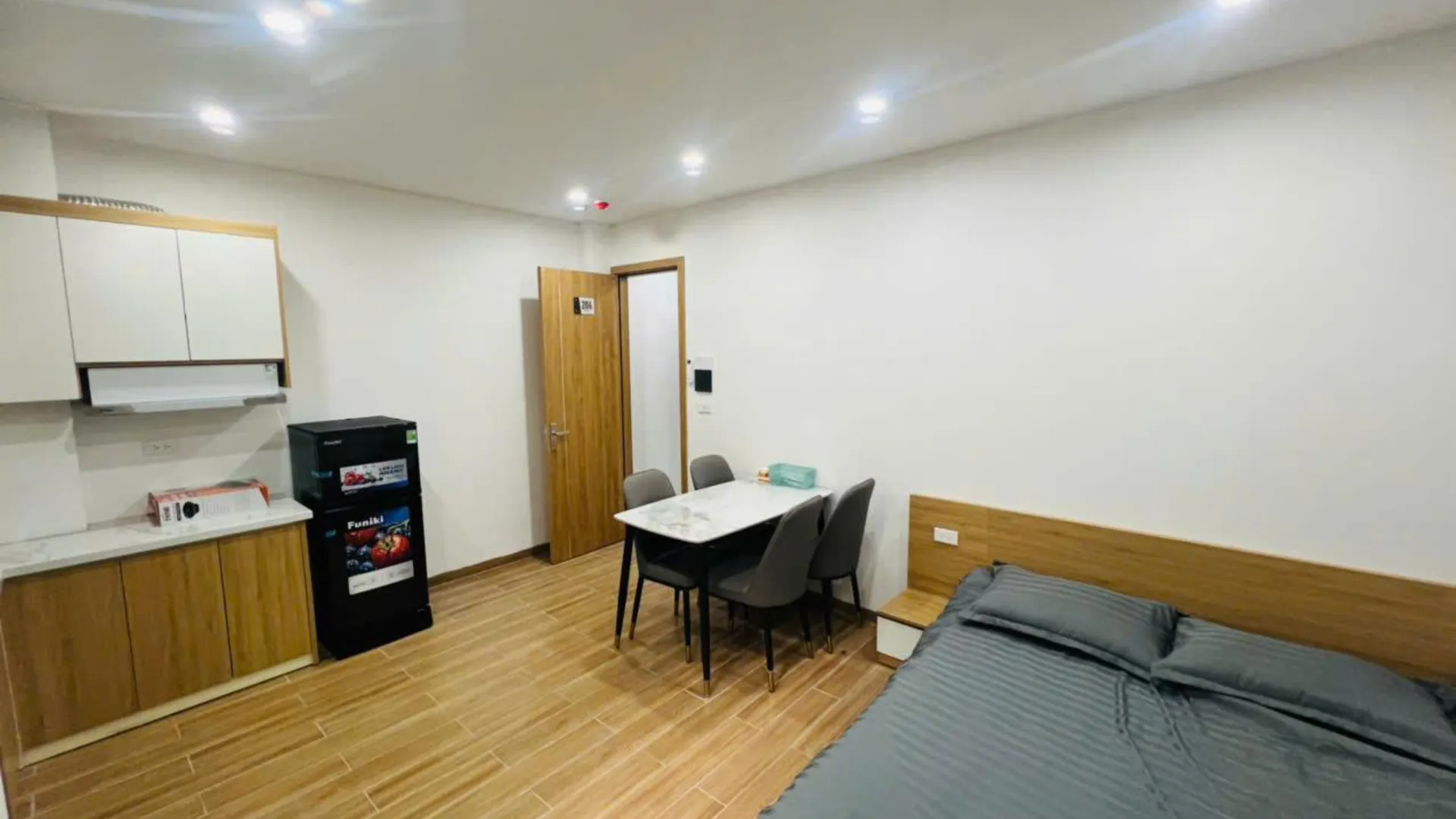 하노이 스튜디오 하이바쯩 3성급 호텔 스위트룸