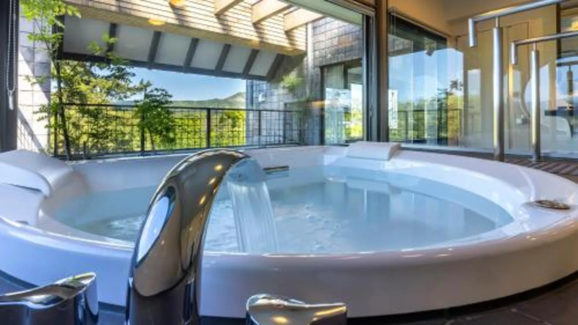 교토 리버트 교토 카모가와 4성급 호텔 로비