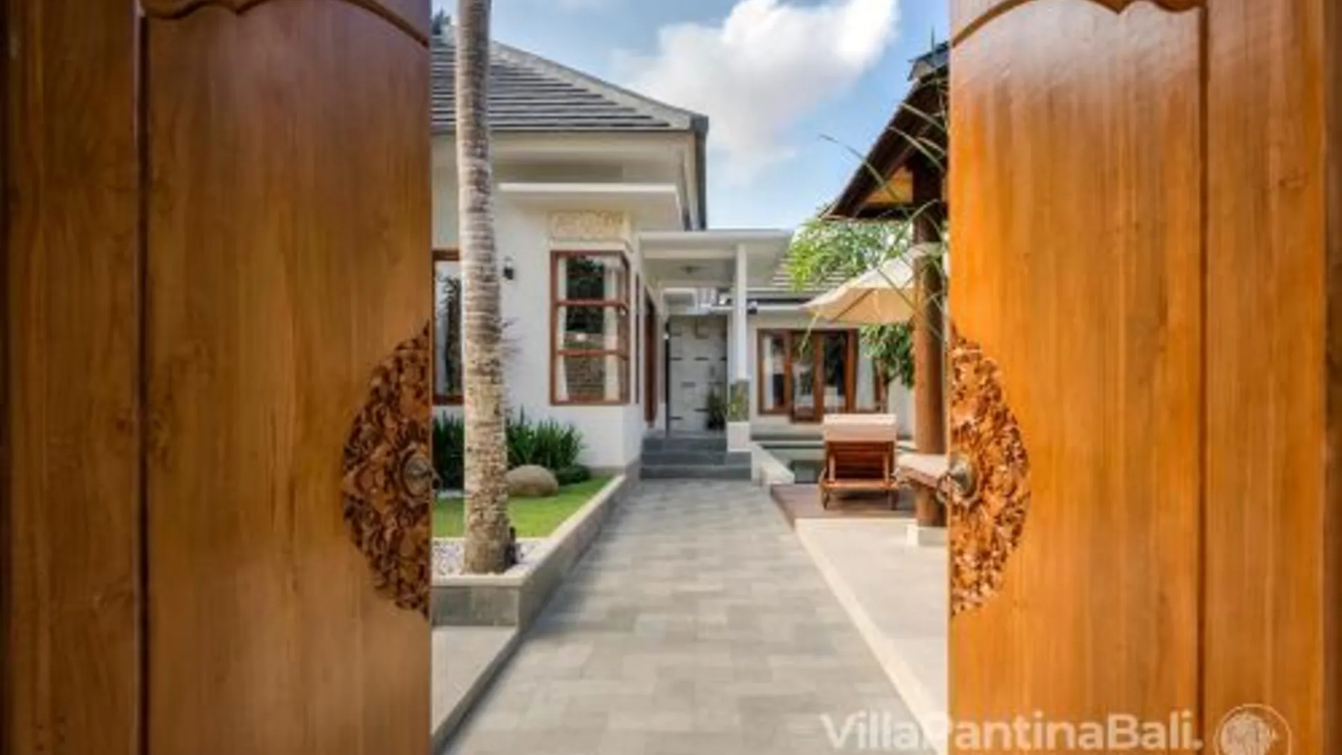 발리 Villa Pantina Bali 4성급 게스트하우스 수영장