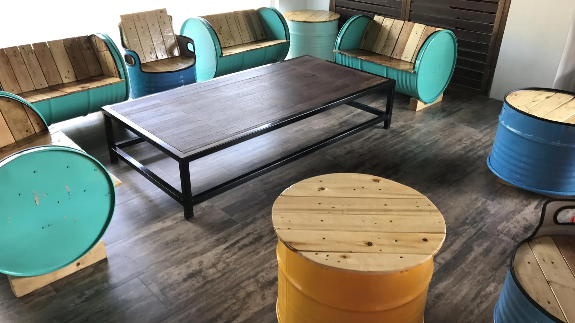 팡코르 호텔 네라얀 2성급 호텔 외관