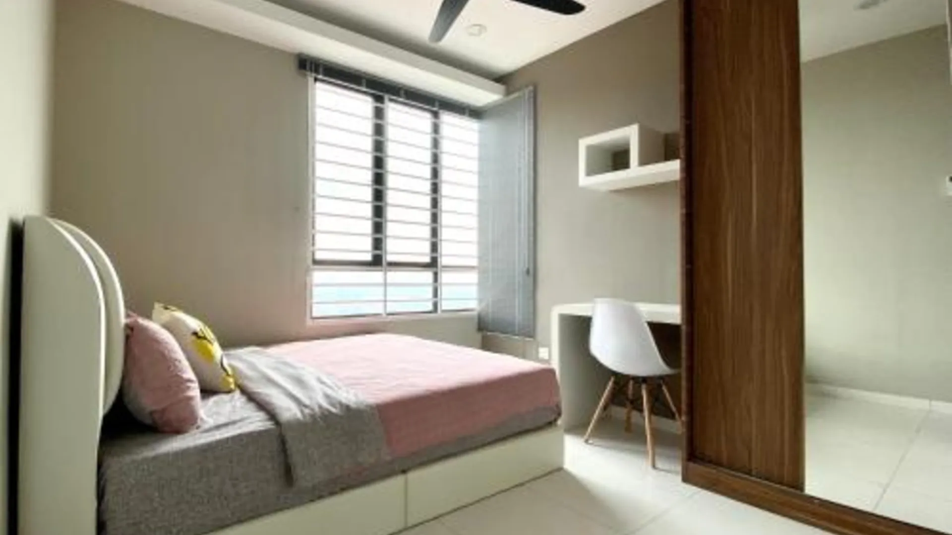 말라카 아에르 크로의 아파트먼트 (900m², 침실 3개, 프라이빗 욕실 2개) 4성급 게스트하우스 스위트룸