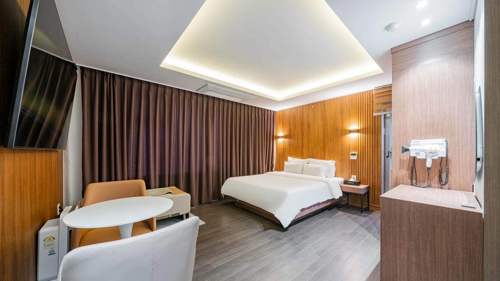 전주 전주 서신동 투썸 스테이 호텔 스위트룸