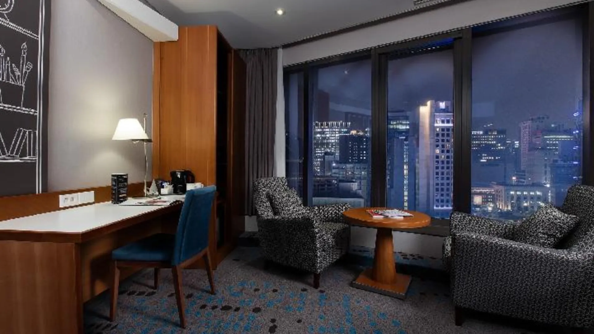 서울 이비스 앰배서더 서울 명동 3성급 호텔 전망