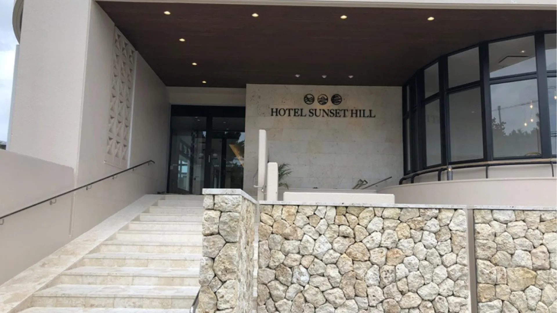 오키나와 본섬 호텔 선셋 힐 2성급 호텔 스위트룸