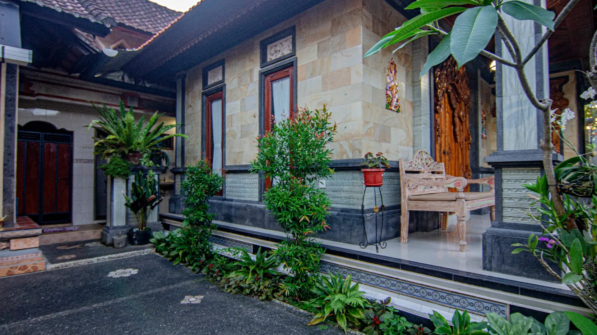 발리 우붓의 스튜디오 방갈로 (26m², 프라이빗 욕실 0개) 3성급 싱글룸 레스토랑