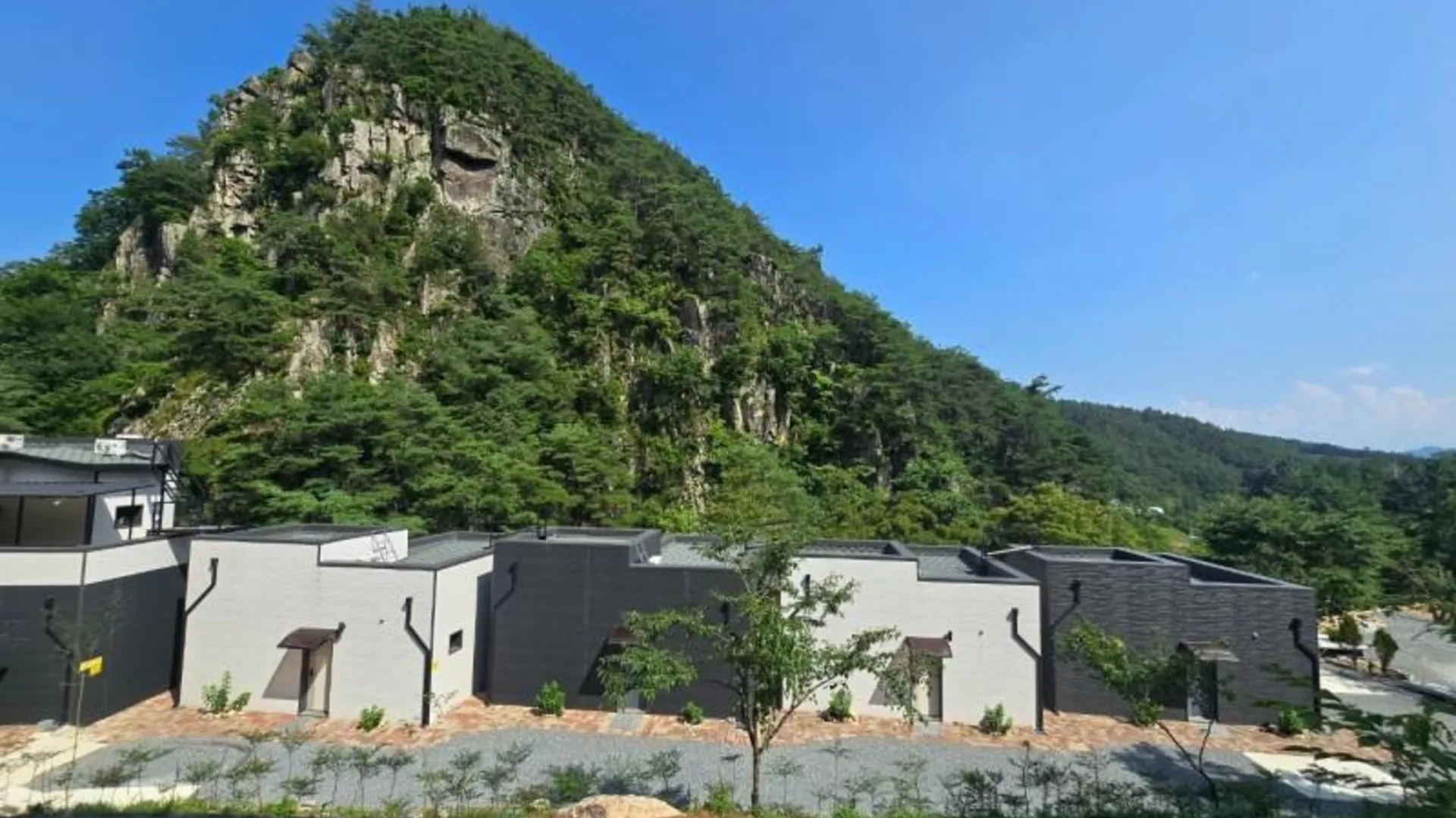 거창 거창 샛담펜션 1성급 게스트하우스 레스토랑