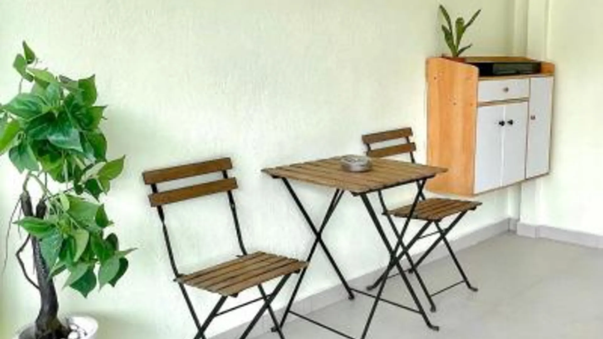 메르싱 반다르 머싱의 프라이빗 하우스 (100m², 침실 3개, 프라이빗 욕실 2개) 4성급 게스트하우스 전망