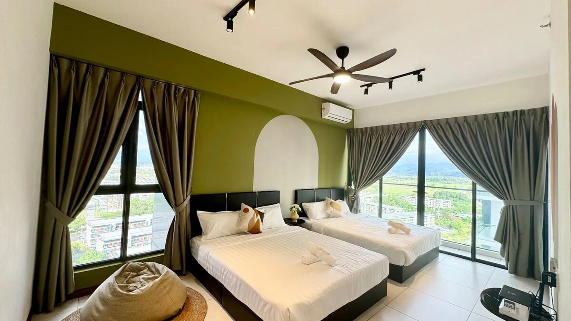 코타키나발루 크파얀의 아파트먼트 (m², 침실 2개, 프라이빗 욕실 2개) 2성급 게스트하우스 스위트룸