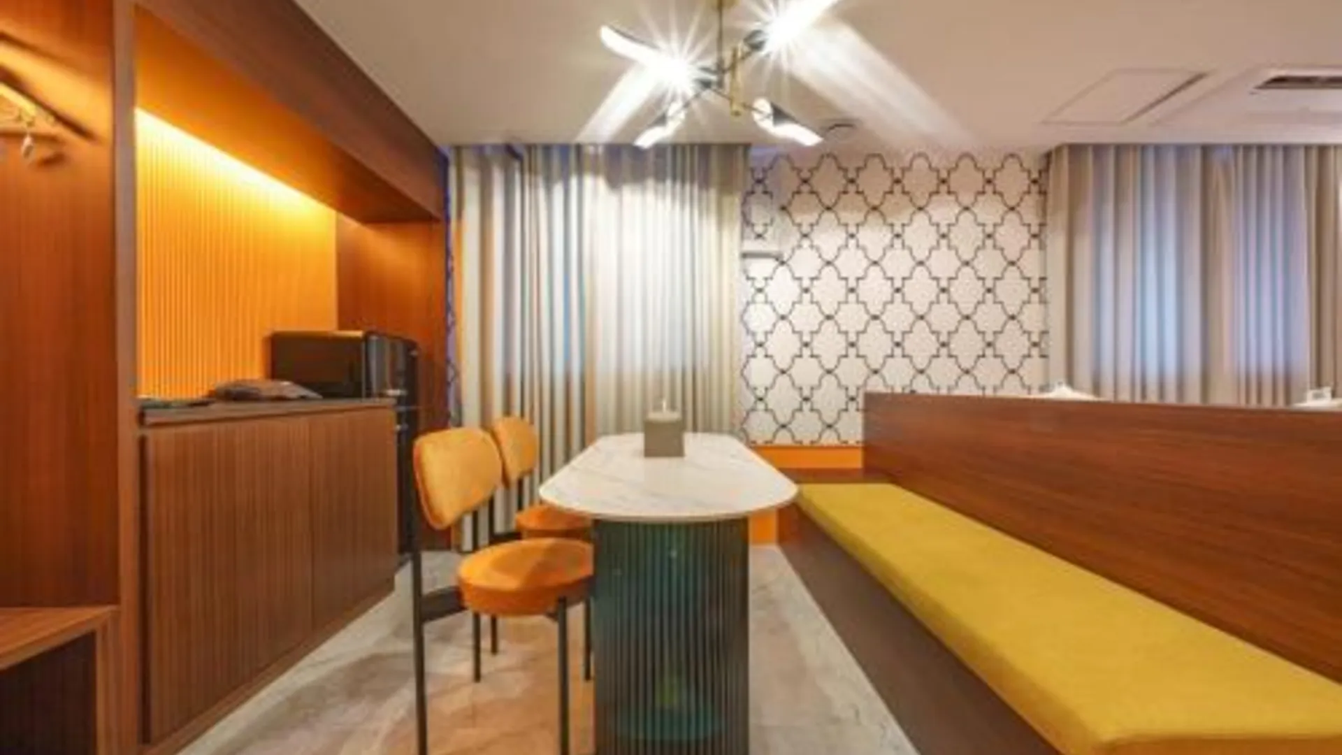 용인  용인 호텔 이쁘다 쁘띠 호텔 수영장