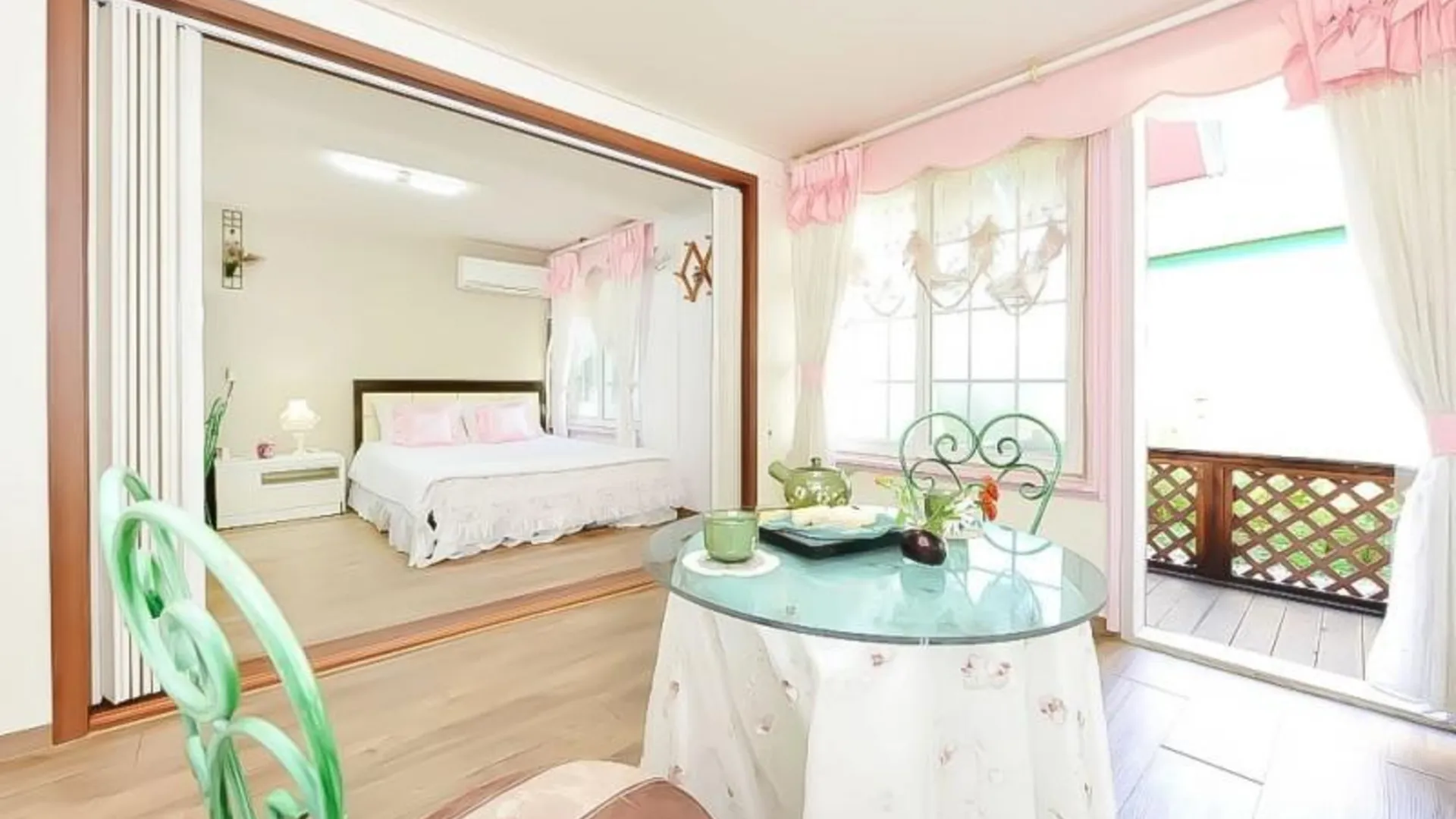 가평 가평 꽃무지펜션 (계곡인근) 2성급 게스트하우스 스위트룸