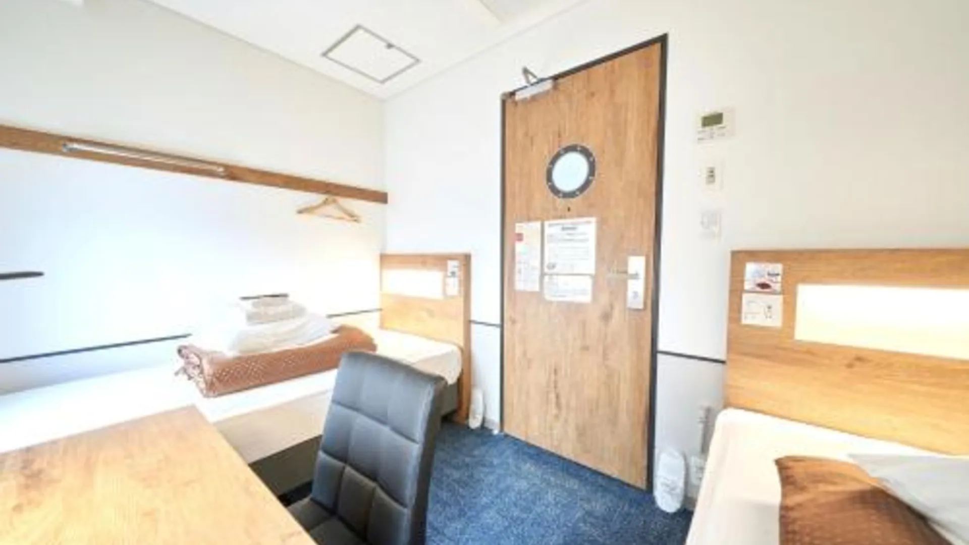 후쿠오카 위베이스 하카타 호스텔 2성급 호텔 전망