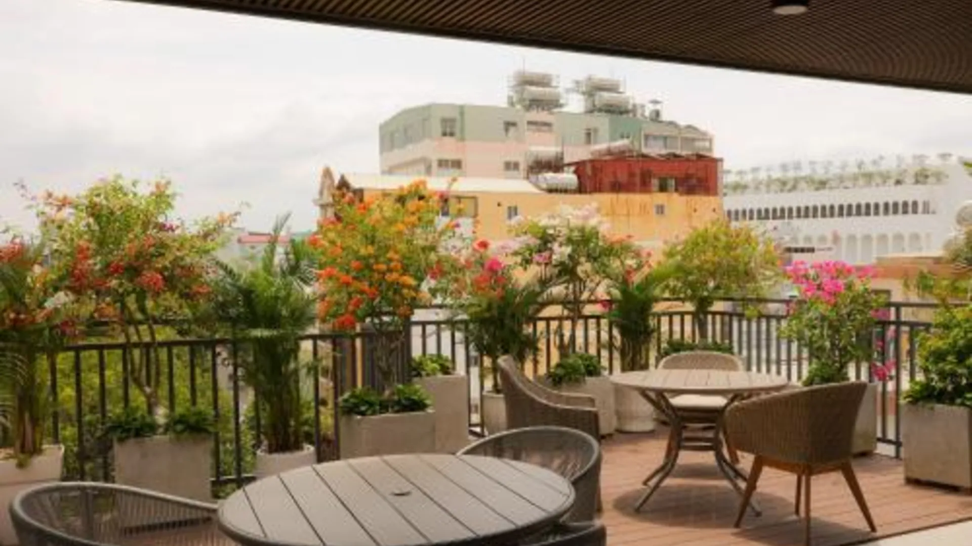 호치민 라누라 사이공 부티크 호텔 3성급 호텔 수영장