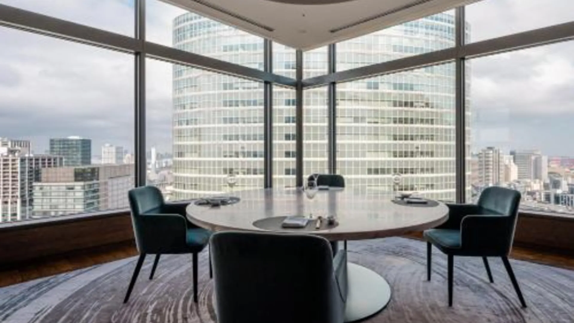 도쿄 / 동경 더 스트링스 바이 인터컨티넨탈 도쿄 바이 IHG 4성급 호텔 외관