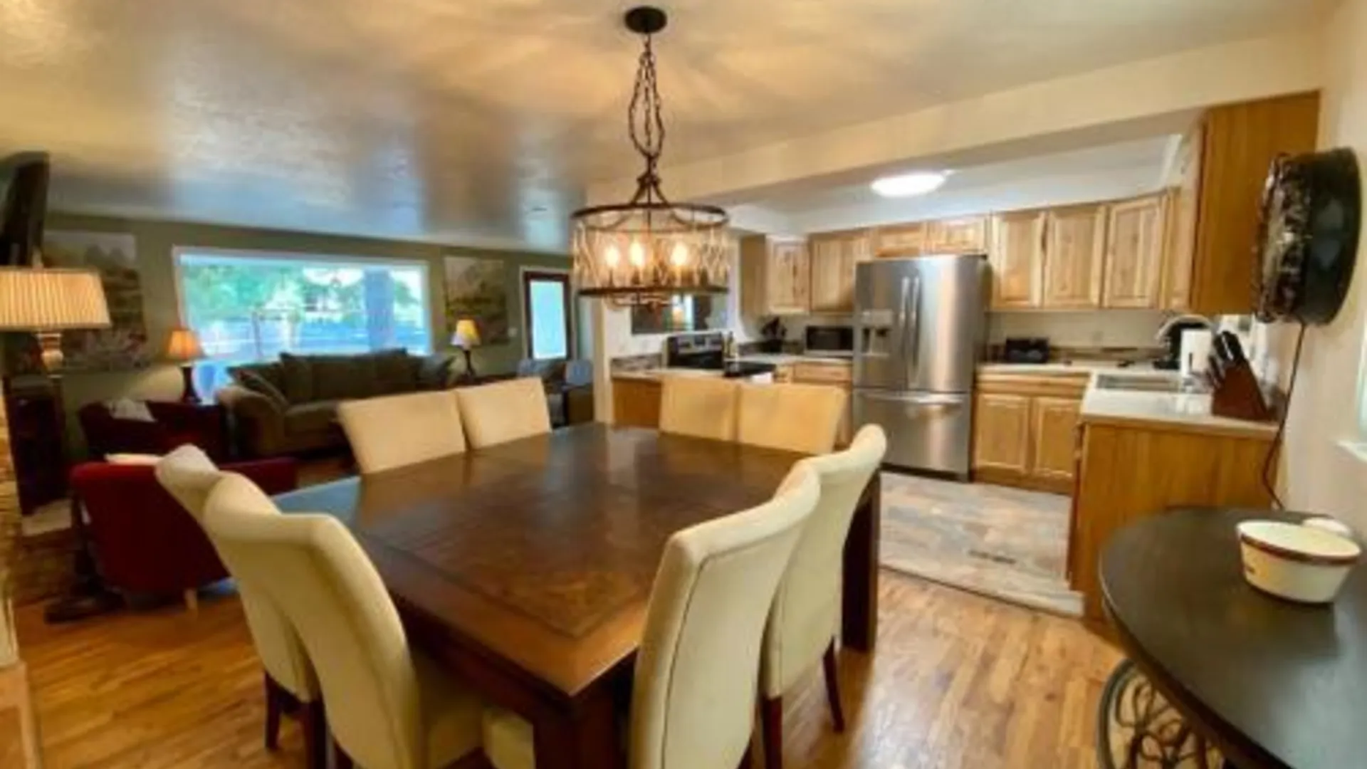 레드몬드 (OR) Centrally Located Redmond Retreat with Pool Table 3성급 싱글룸 외관