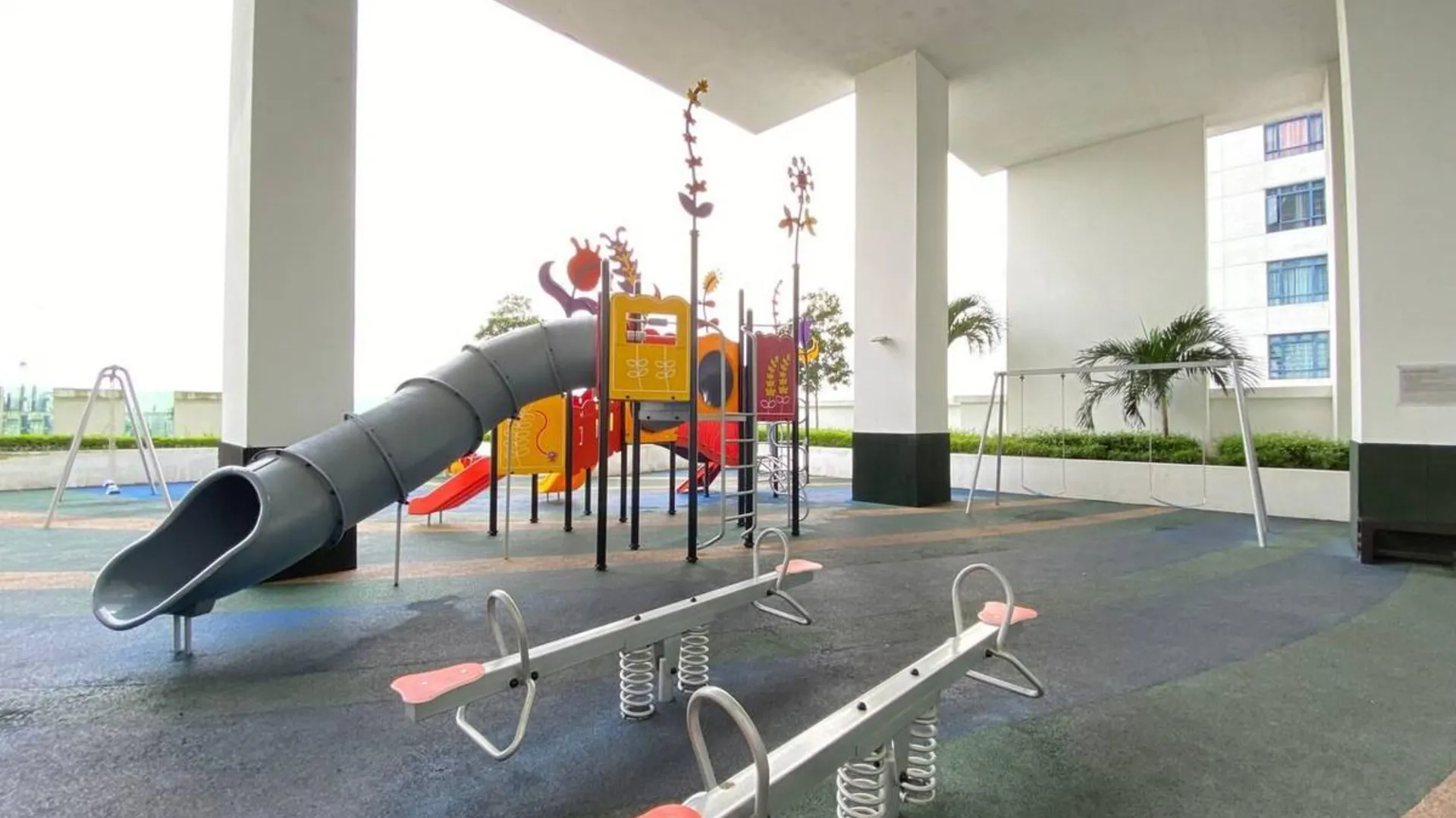 조호바루 / 조호르바루 조호바루의 아파트먼트 (m², 침실 4개, 프라이빗 욕실 2개) 3성급 싱글룸 레스토랑