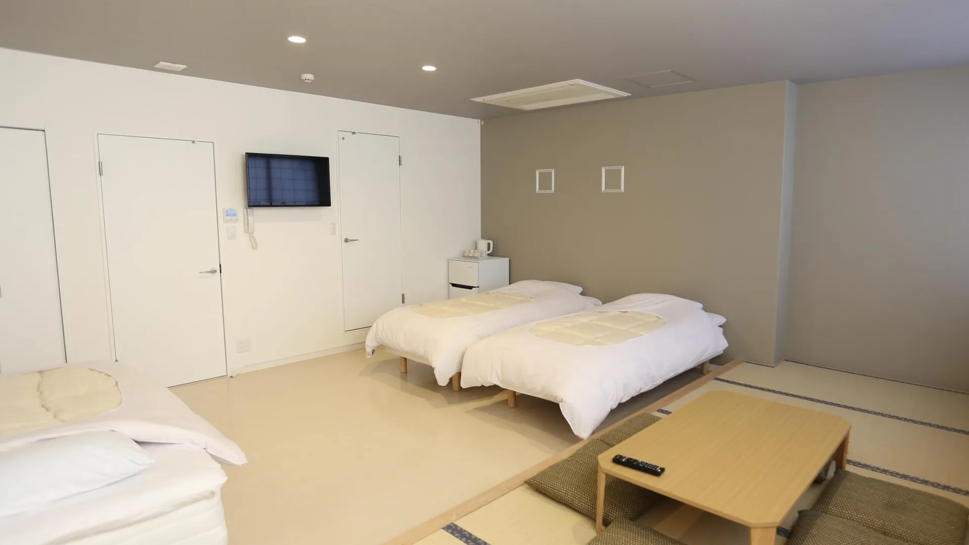 교토 Iwatoyama Hostel 1성급 호텔 수영장