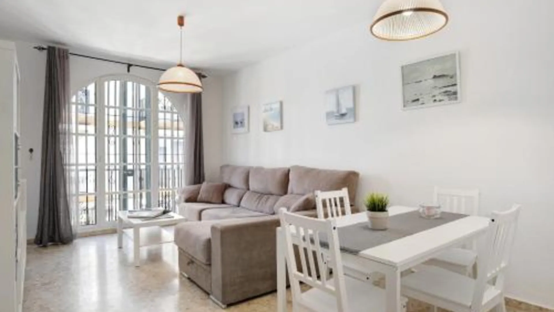 발베이트 Apartamento Atlántico 3성급 싱글룸 로비