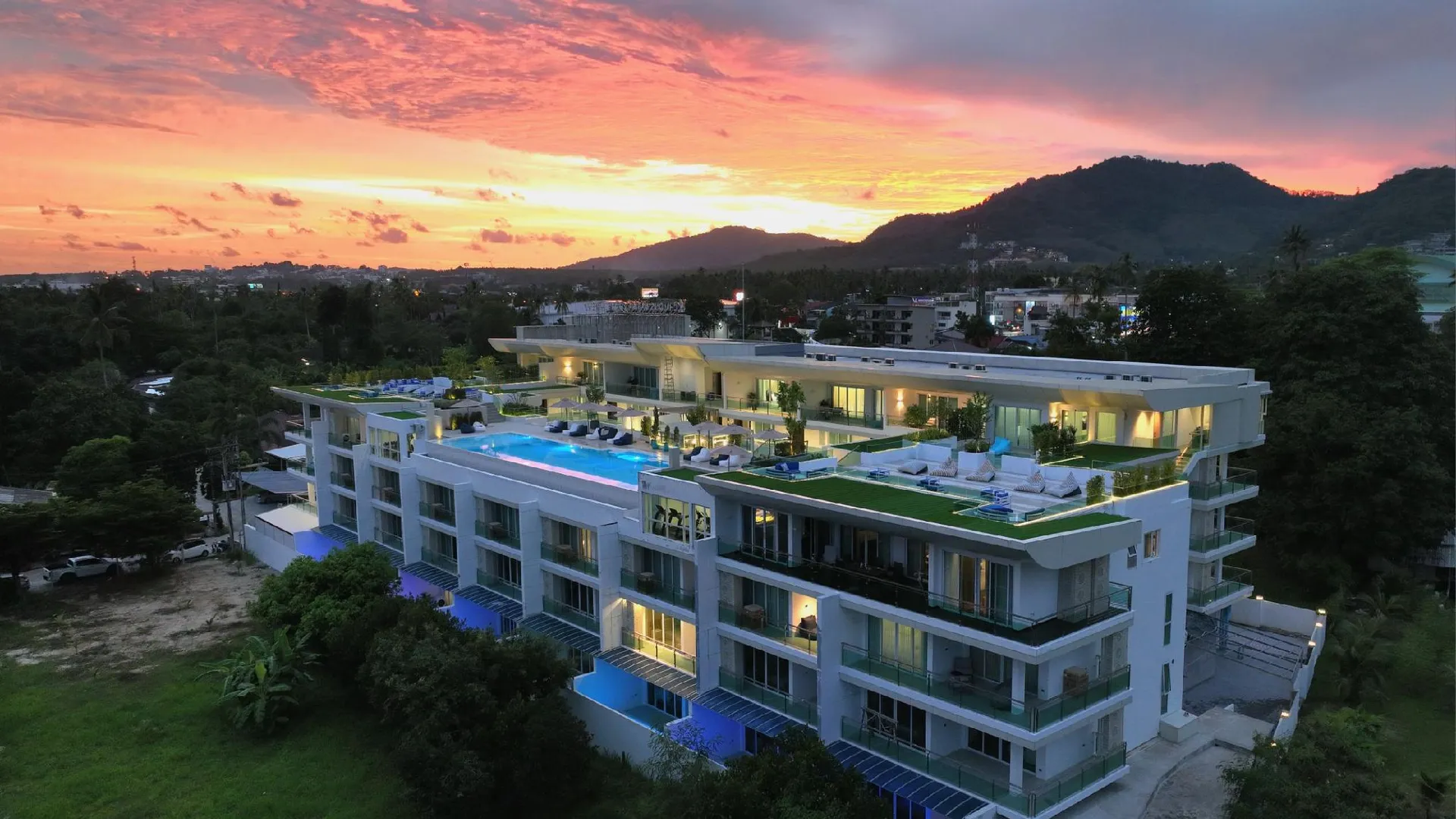 푸켓 찰롱 마리나 베이뷰 푸켓 5성급 호텔 객실