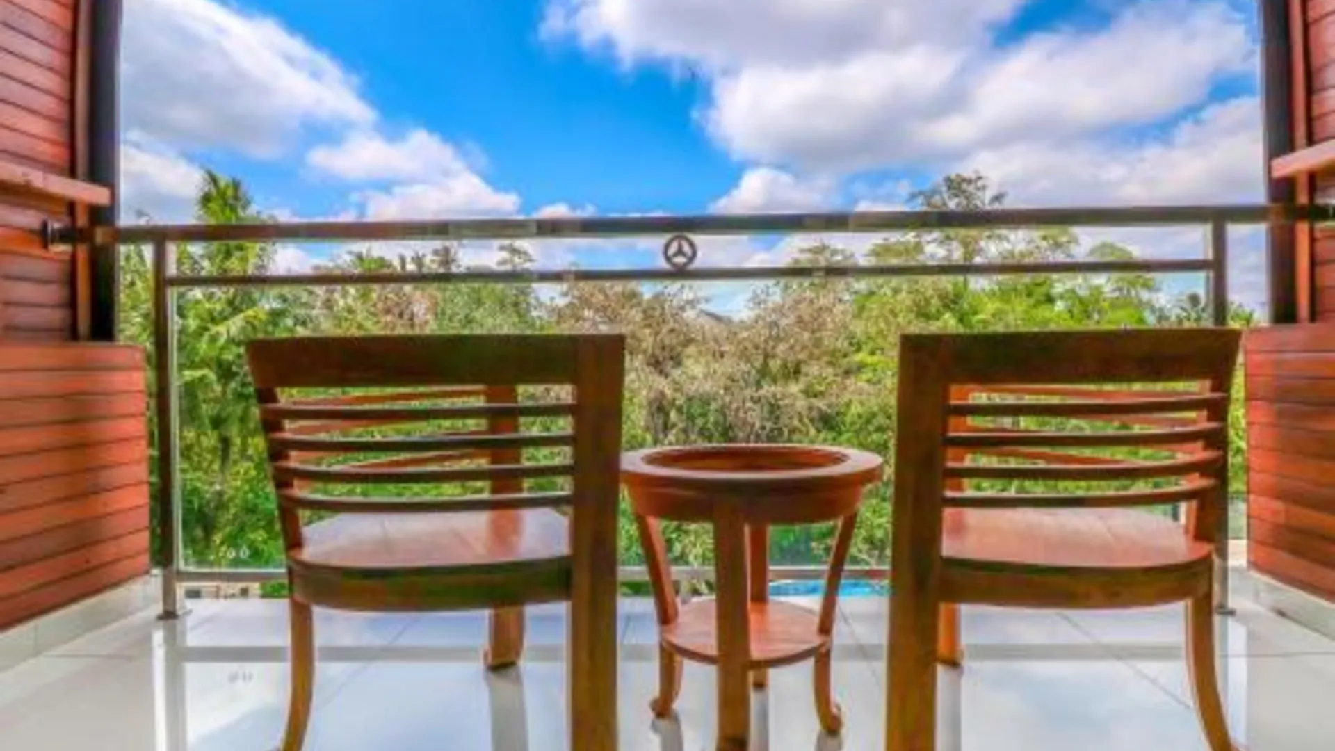 발리 세카르 아룸 리버사이드 리조트 인 창구 호텔 외관