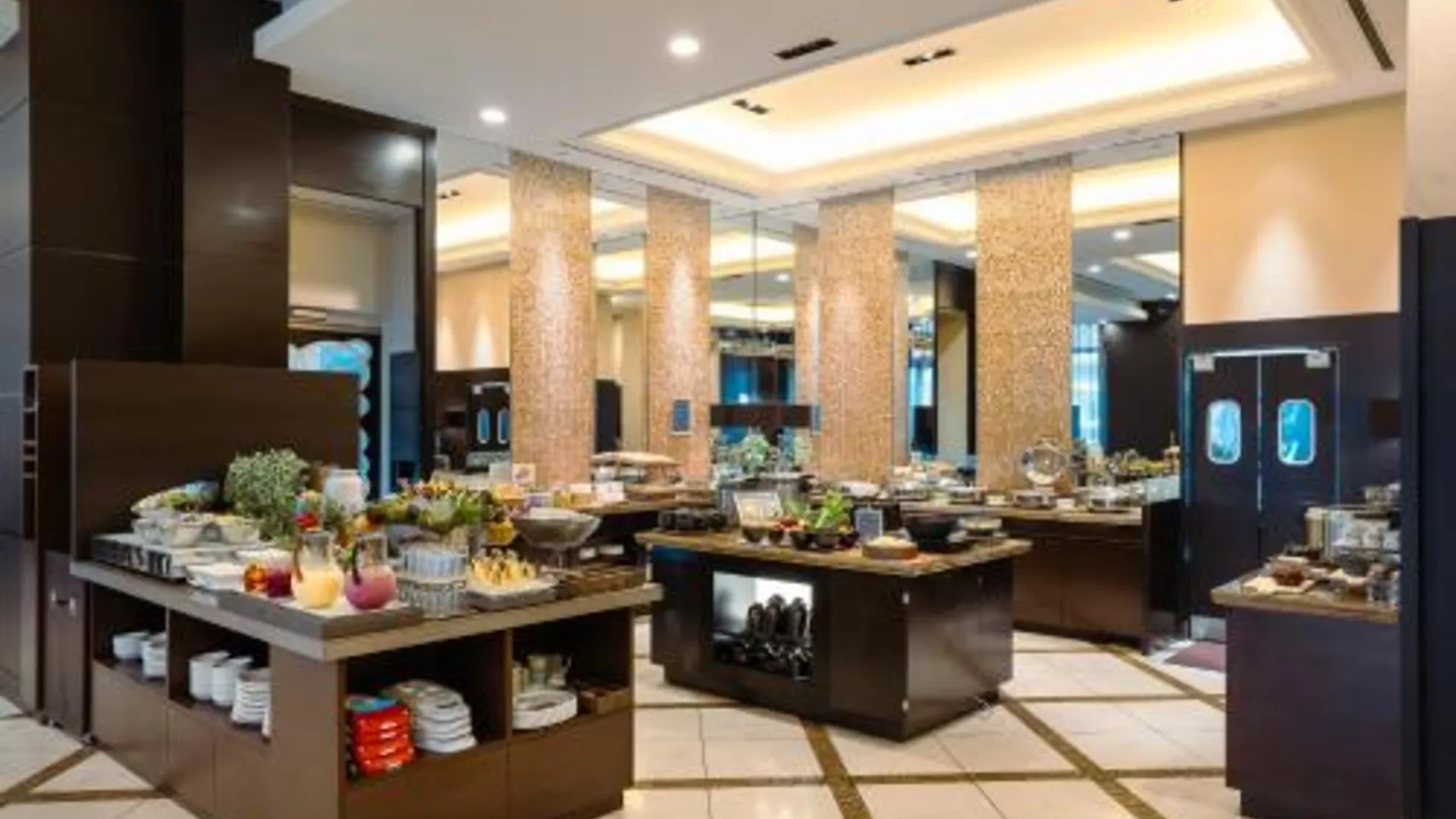 오키나와 본섬 더블트리 바이 힐튼 나하 4성급 호텔 외관