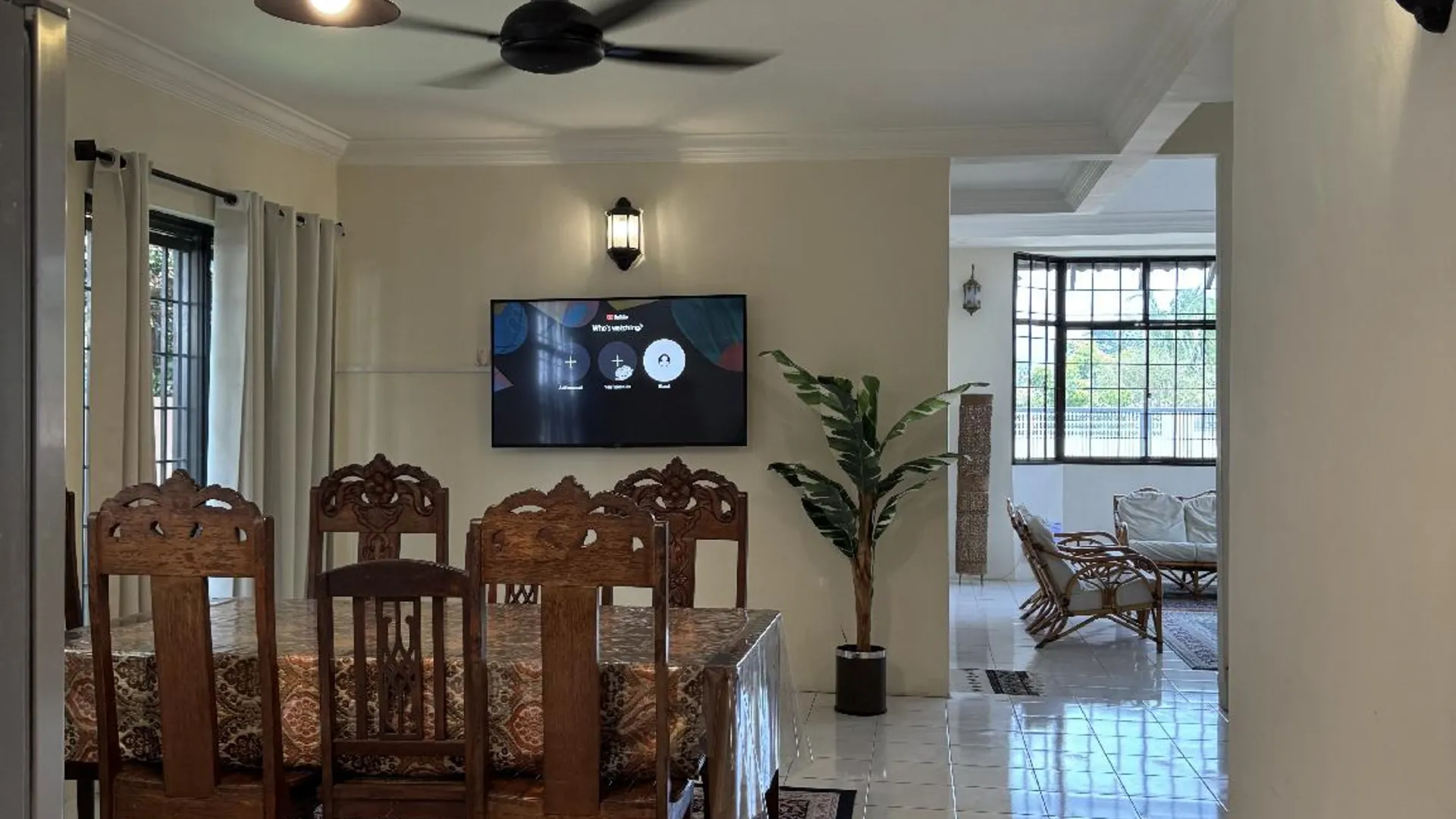 라하트 라핫의 방갈로 (360m², 침실 4개, 프라이빗 욕실 3개) 3성급 싱글룸 수영장