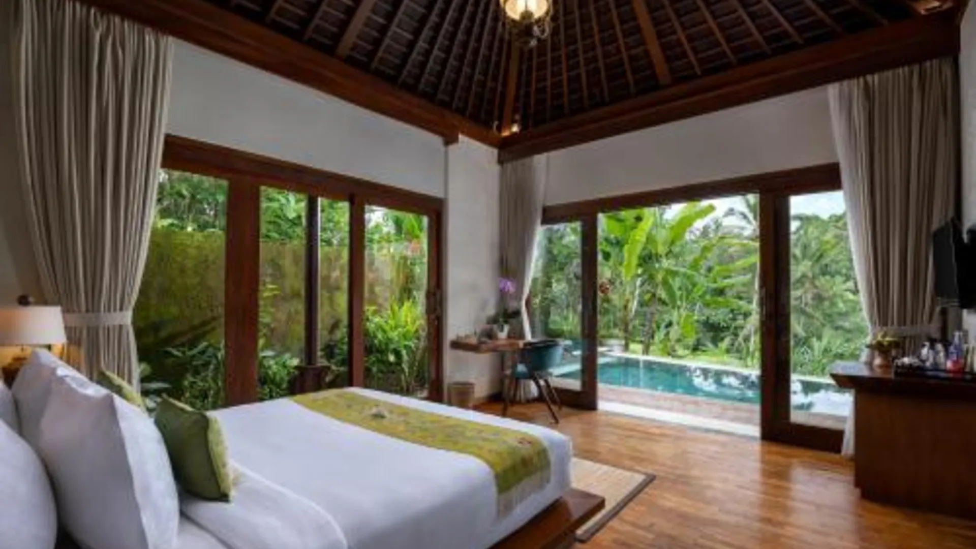 발리 나우 빌라 우붓 4성급 호텔 스위트룸