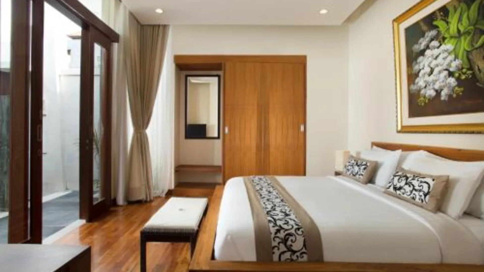 발리 달루맨 빌라 4성급 호텔 스위트룸