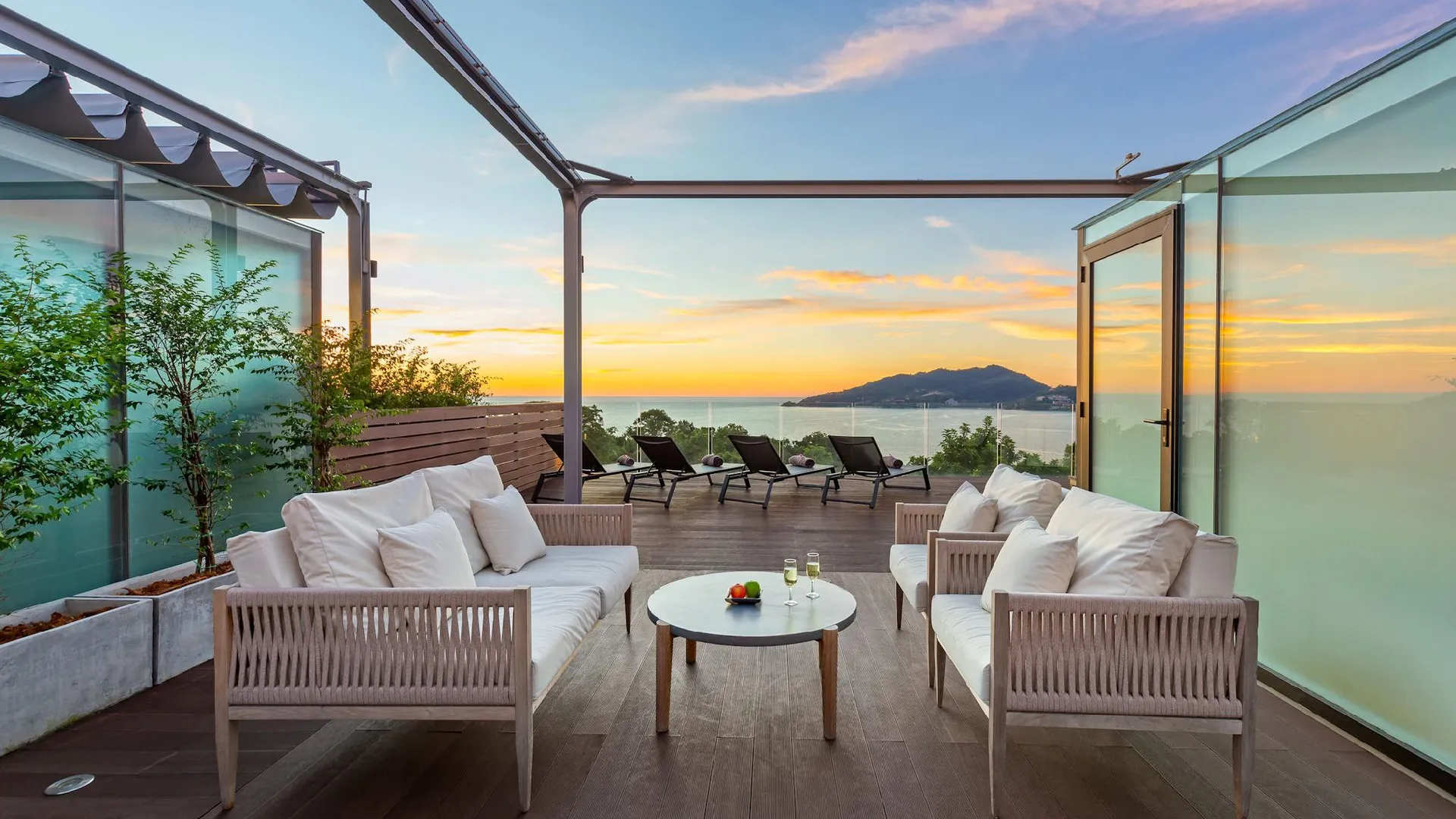 푸켓 빠통의 프라이빗 하우스 (200m², 침실 3개, 프라이빗 욕실 4개) 3성급 싱글룸 객실