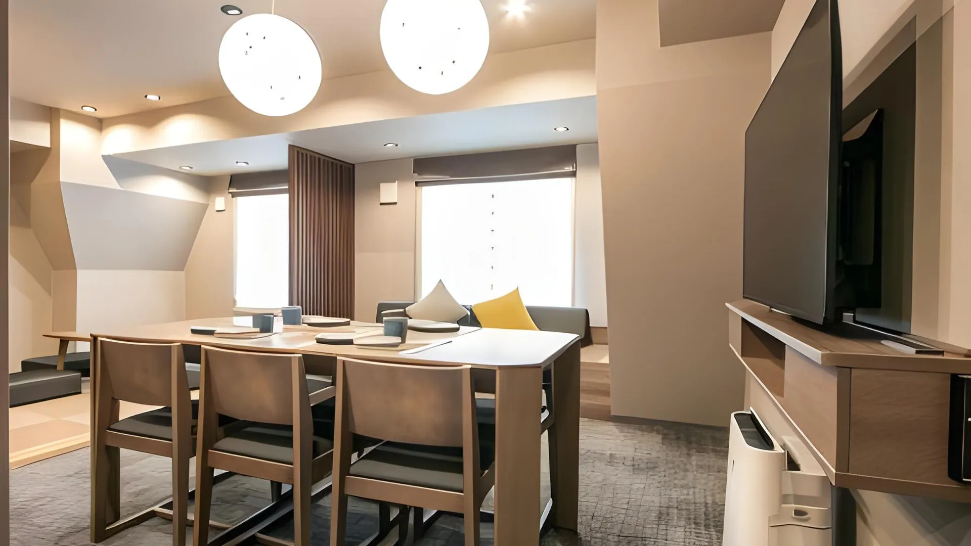 교토 민 기온 산조 3성급 호텔 수영장