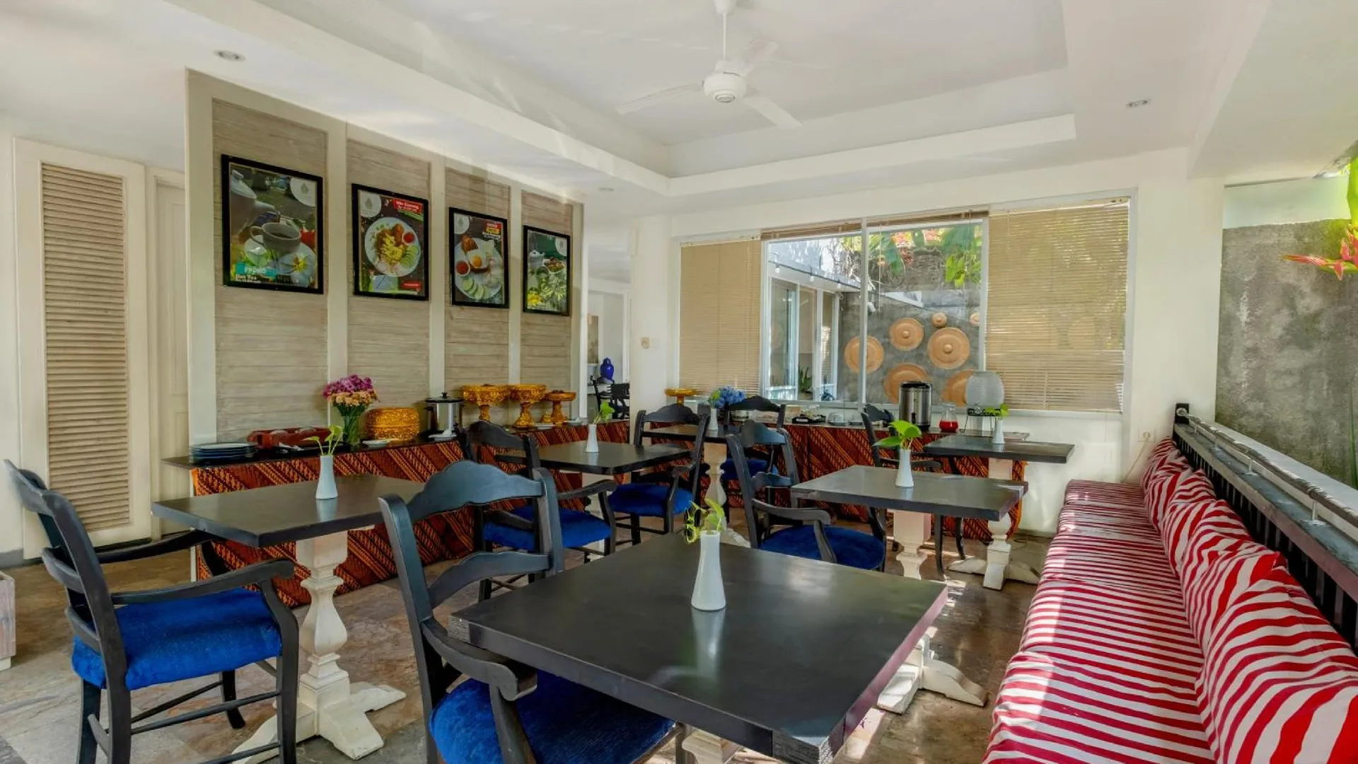 발리 칸젱 스위트룸 쁘띠탕겟 3성급 호텔 객실