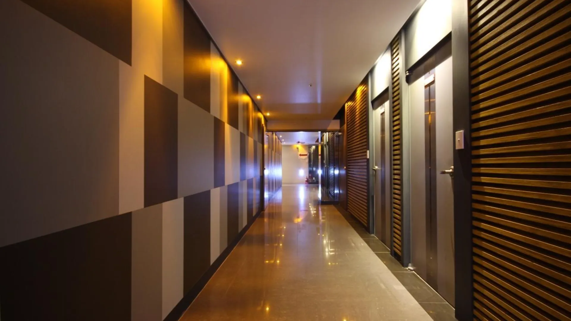 광주 광주 상무 샤인호텔 호텔 수영장