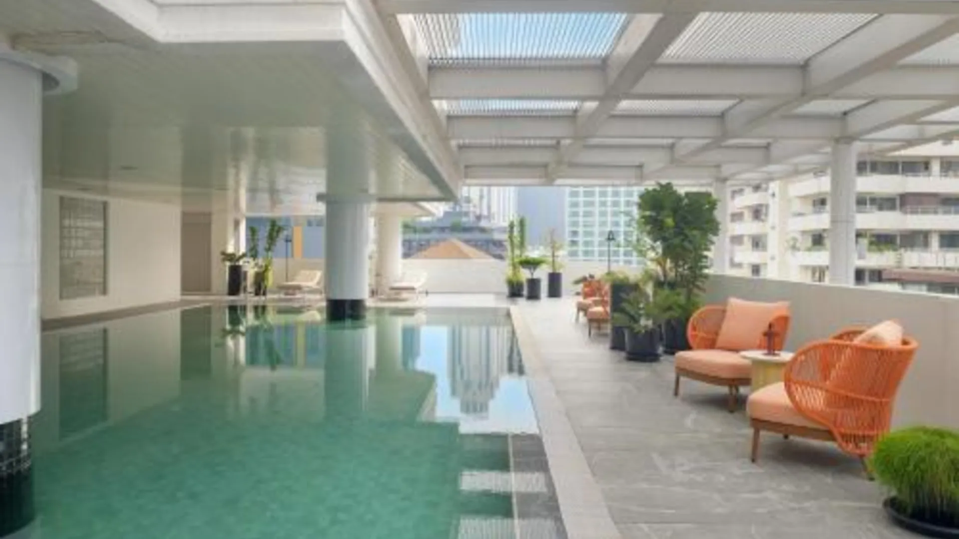 방콕 파크로얄 스위트 방콕 4성급 호텔 수영장