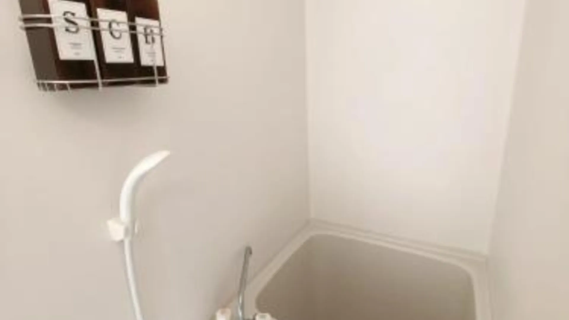 오사카 Kouzu 5002 2성급 싱글룸 수영장