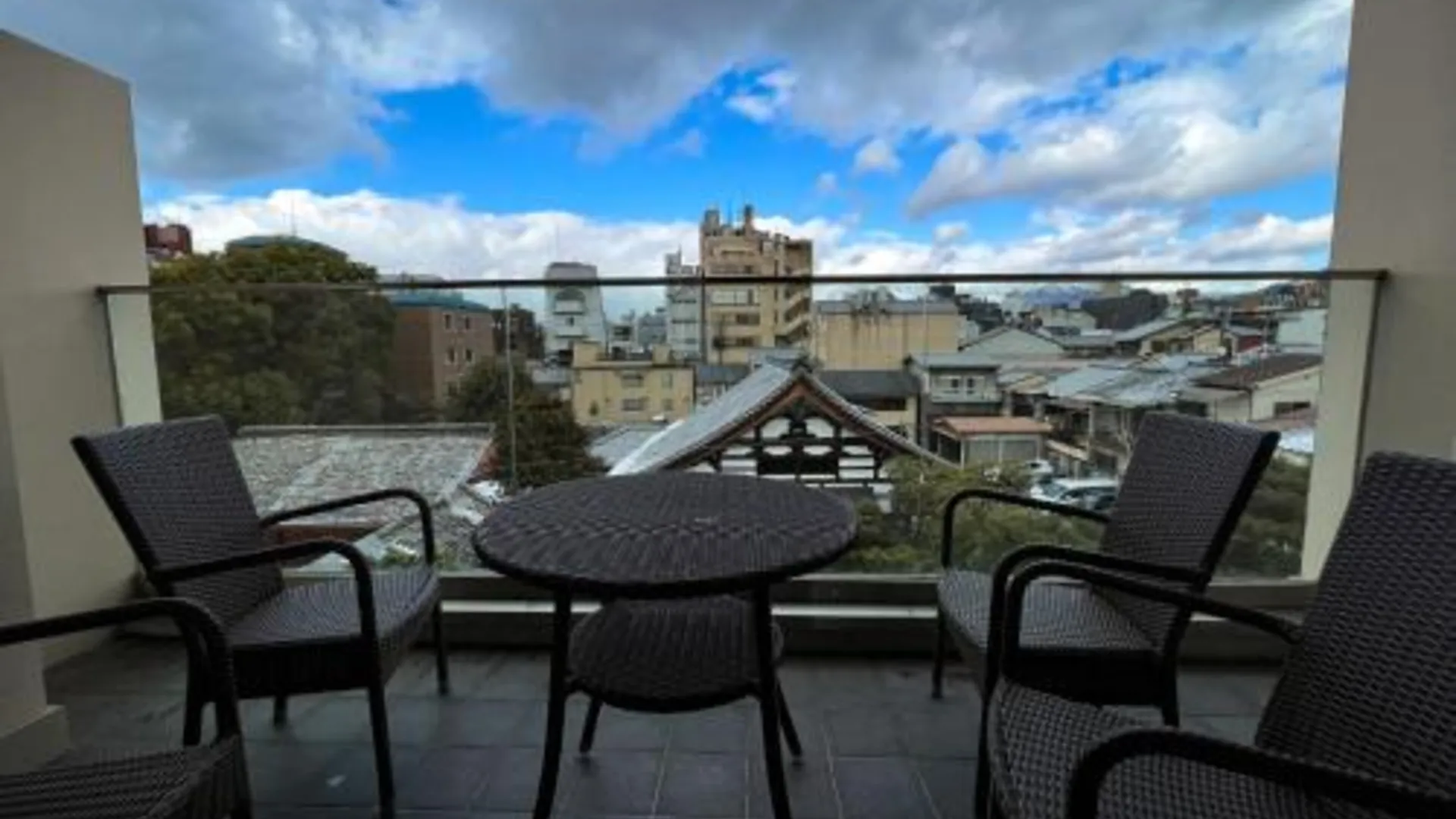 교토 린 기온 하나토로 4성급 호텔 로비