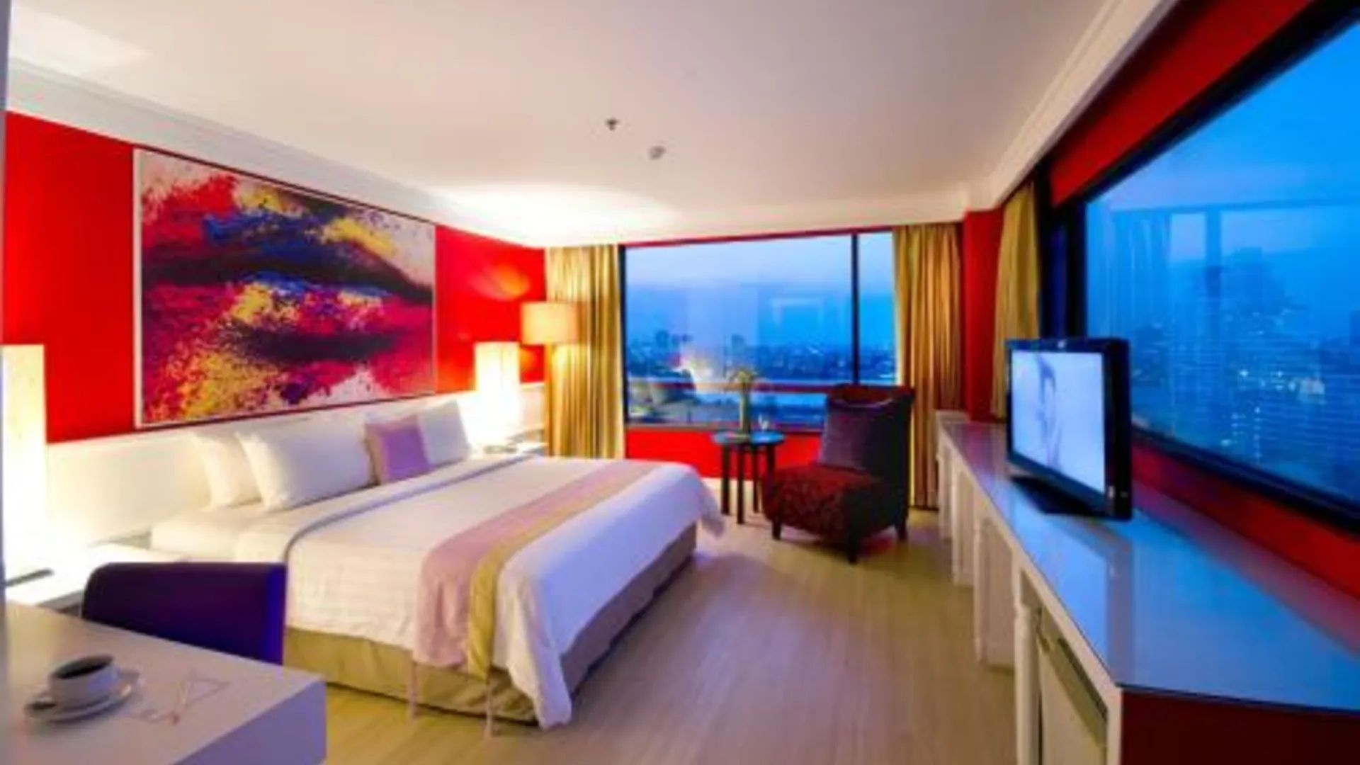 방콕 통타라 리버뷰 호텔 4성급 호텔 스위트룸