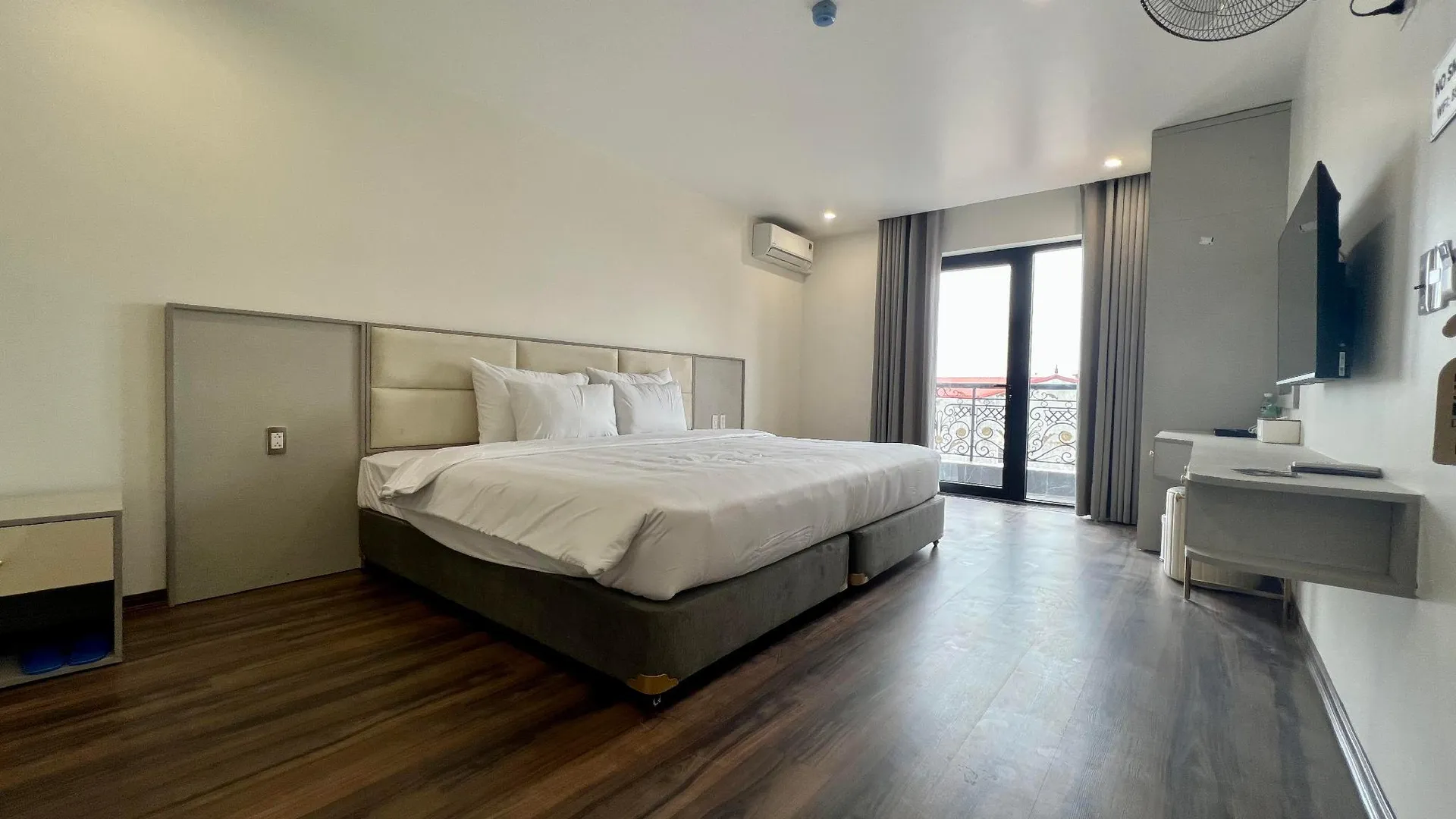 하노이 그랜드 드래곤 노이 바이 호텔 3성급 호텔 스위트룸