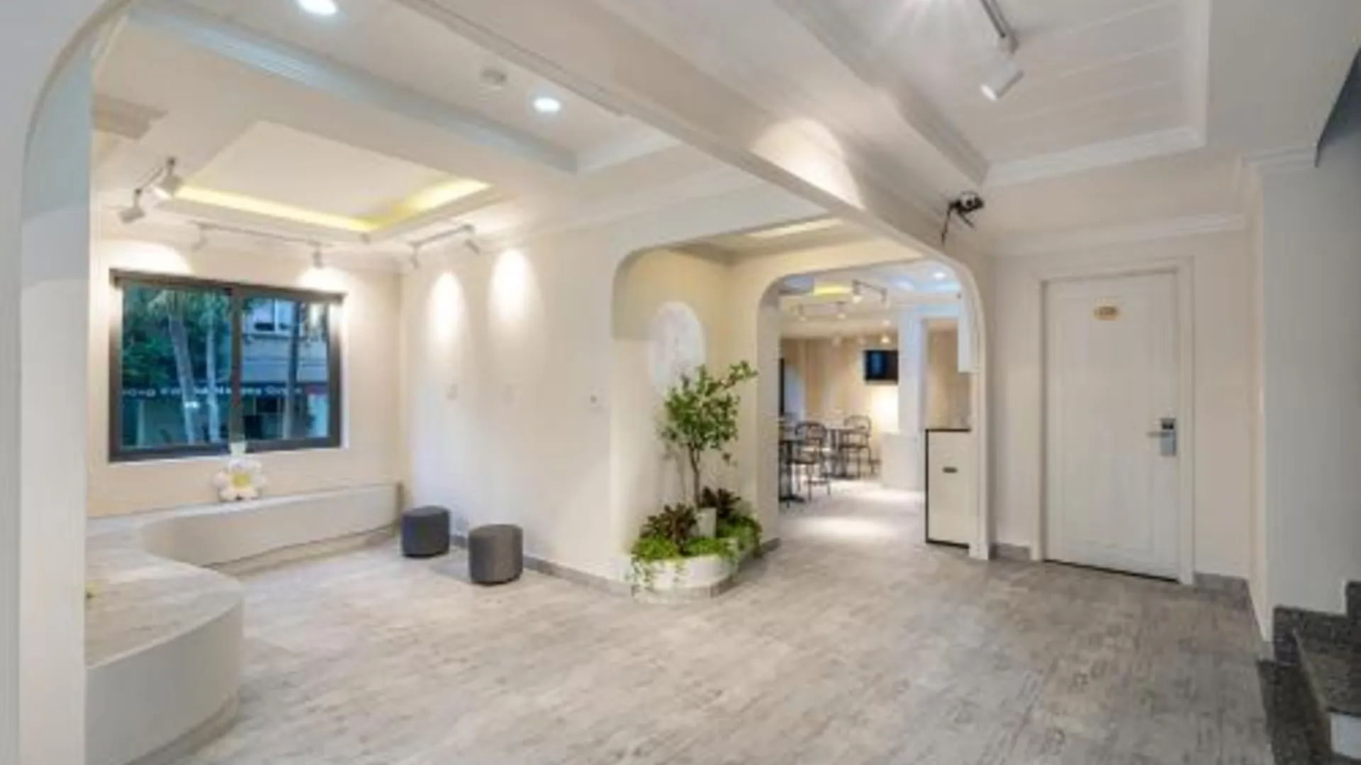 호치민 더 로얄 랜드파크 - 푸미흥 2성급 호텔 로비