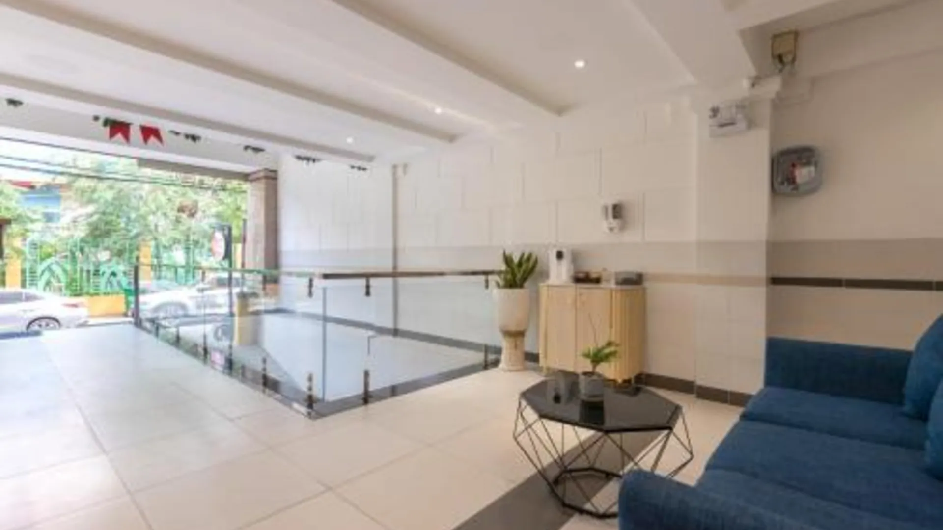 호치민 빈 빈 호텔 5 - 니어 롯데마트 D7 3성급 호텔 로비