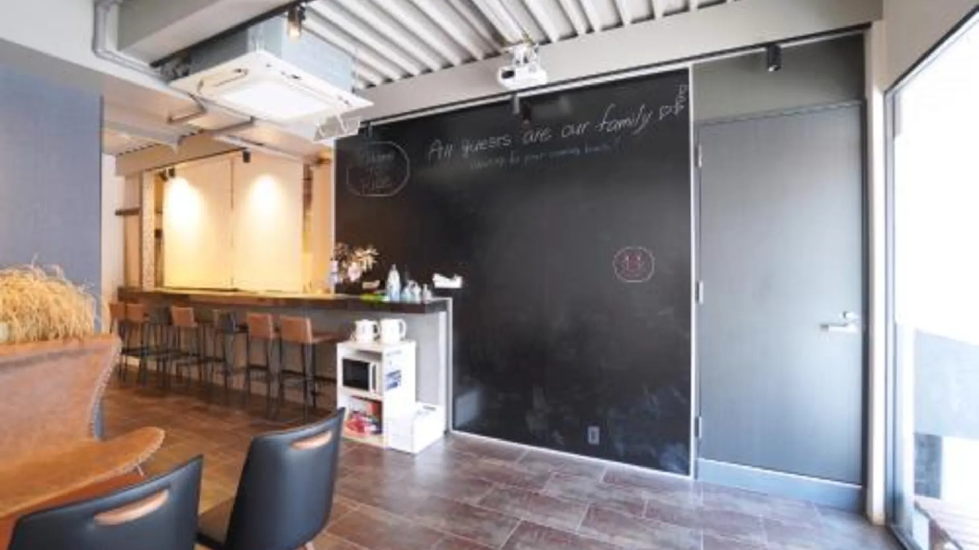 오사카 GUEST HOUSE Rice 2성급 게스트하우스 로비