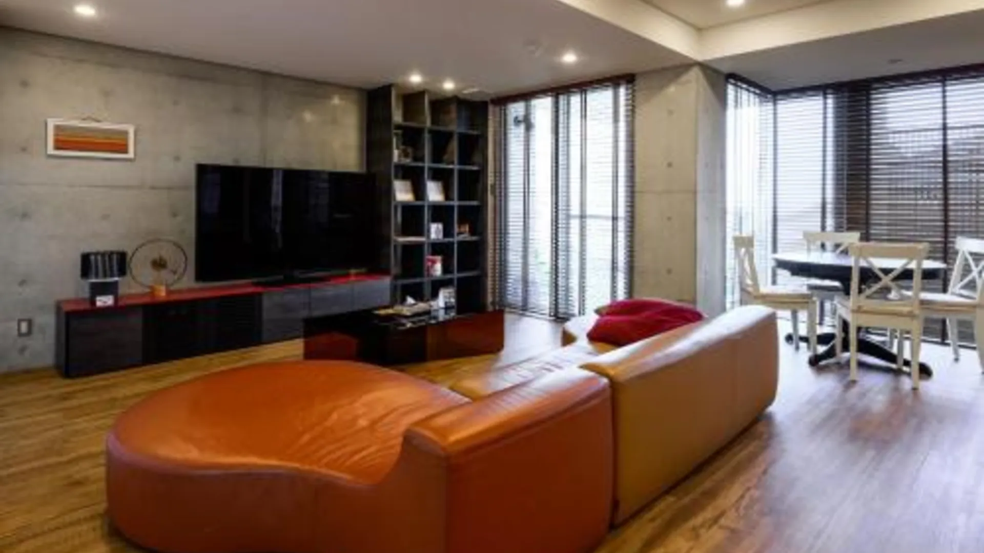 오키나와 본섬 onna resort nakadomari ビーチまで車で4分 最大12名OK 中庭付き貸切ヴィラでくつろぐ恩納村ステイ 4성급 게스트하우스 로비